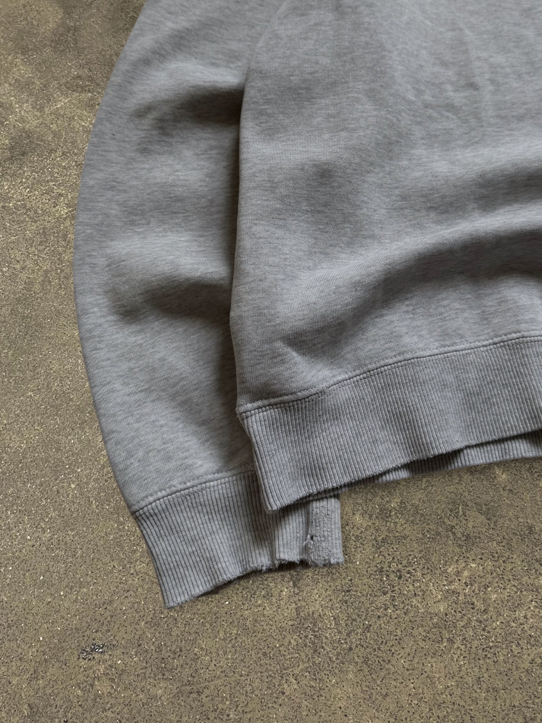 STÜSSY BASIC LOGO SWEATSHIRT