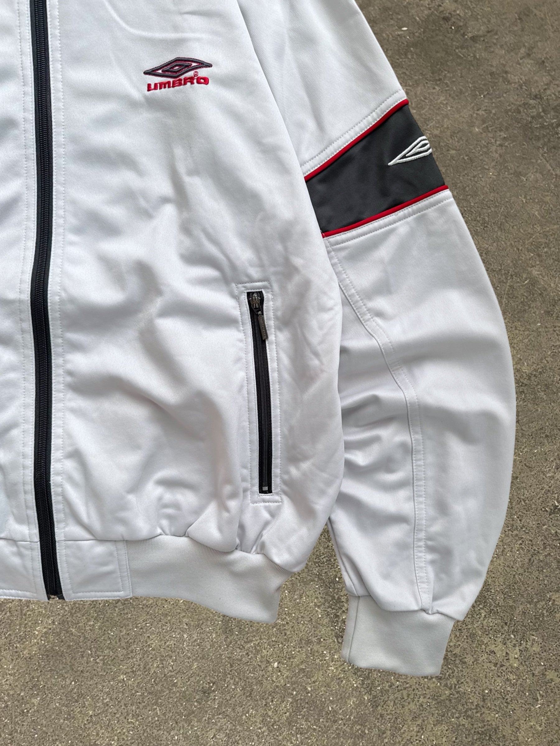 VINTAGE WHITE UMBRO TRACK JACKET