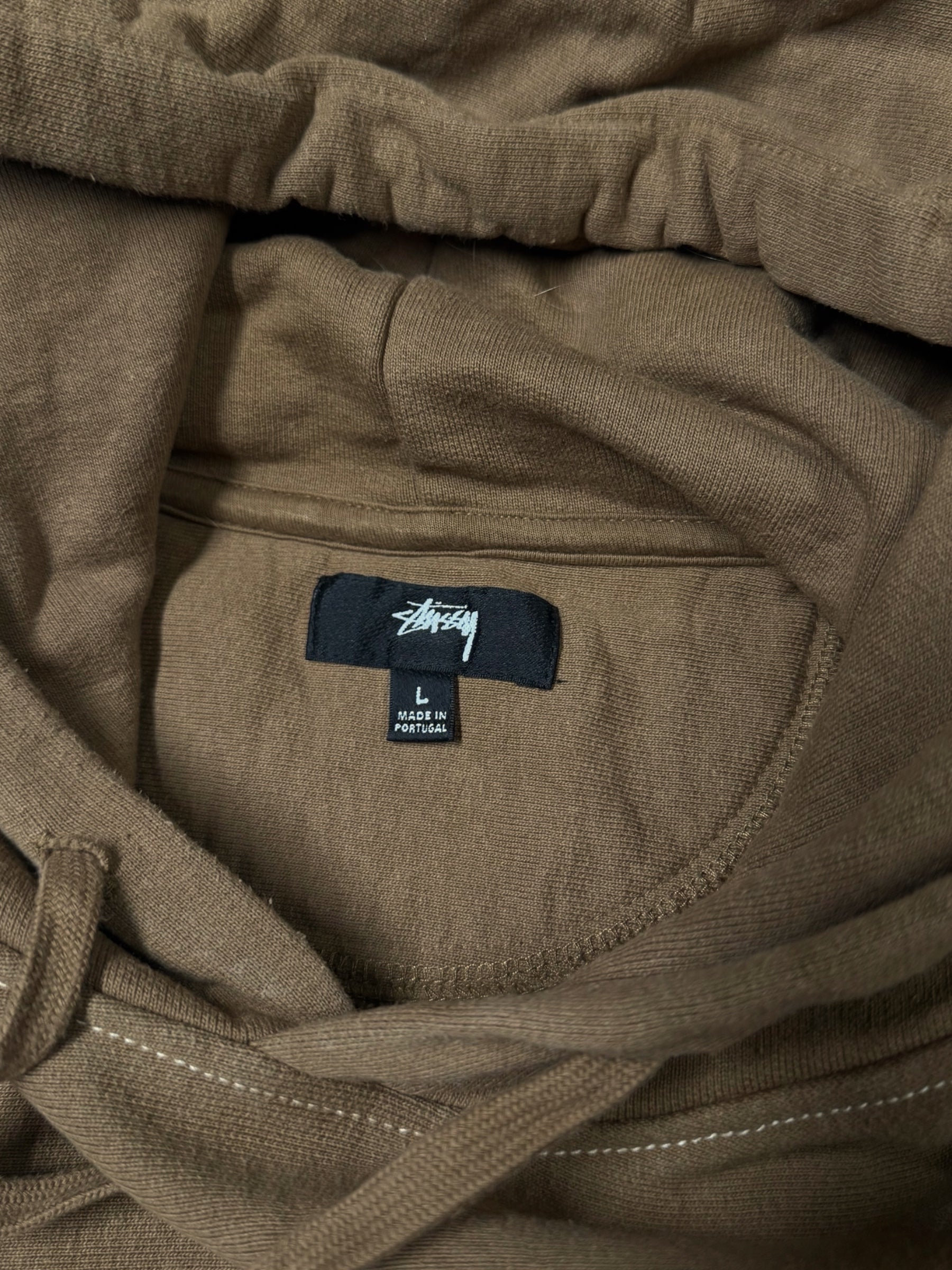STÜSSY CONTRAST STITCH HOODIE