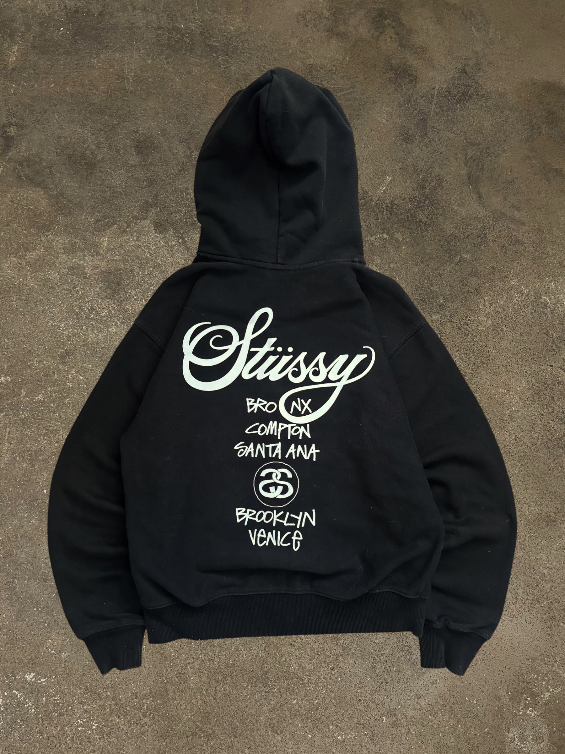 STÜSSY X DOVER STREET MARKET WORLD TOUR HOODIE