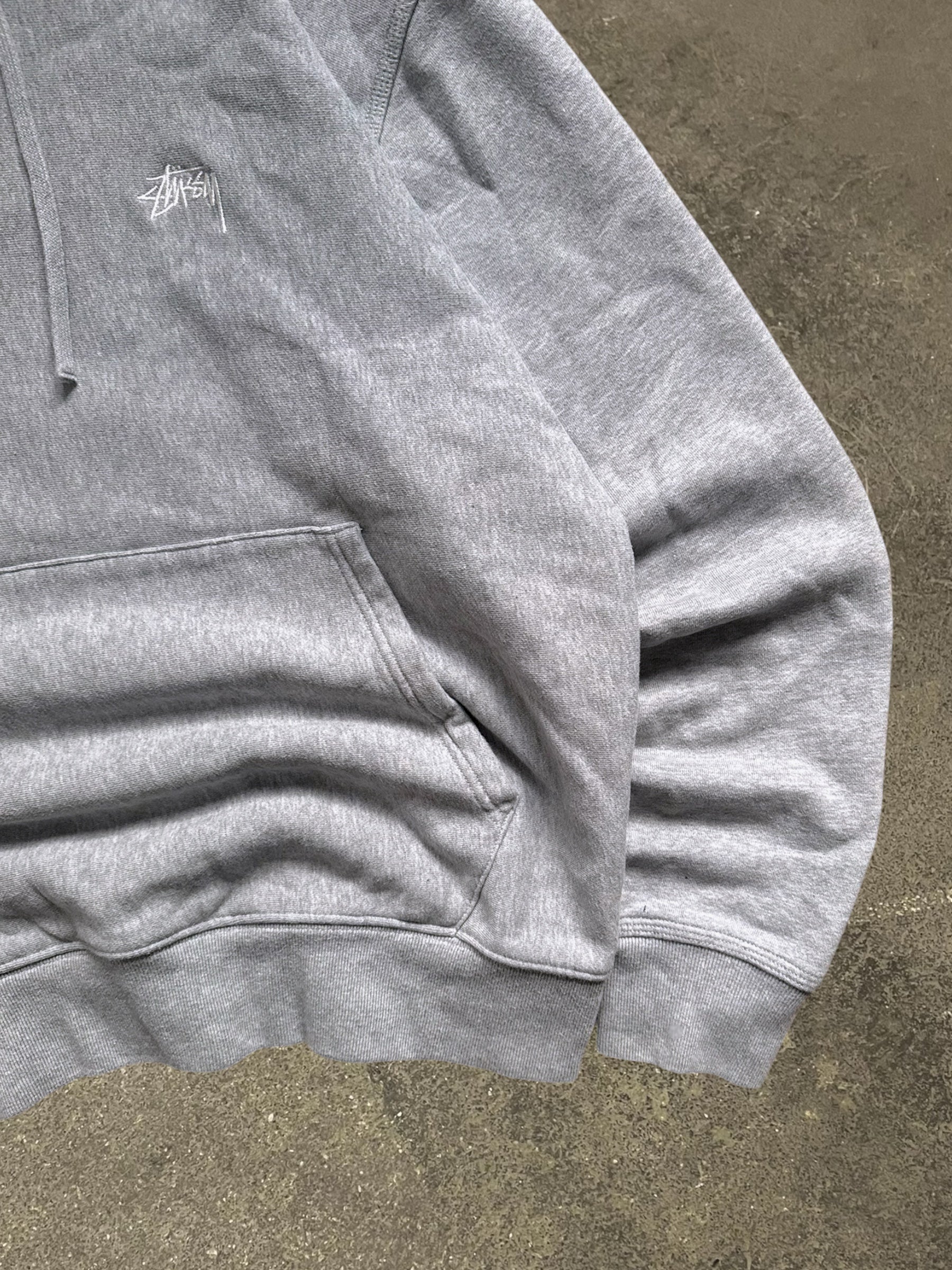 STÜSSY GREY STOCK LOGO HOODIE