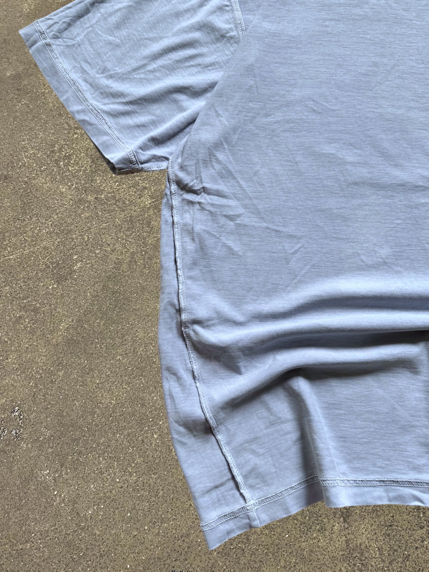 STÜSSY PIGMENT DYED LOGO T-SHIRT