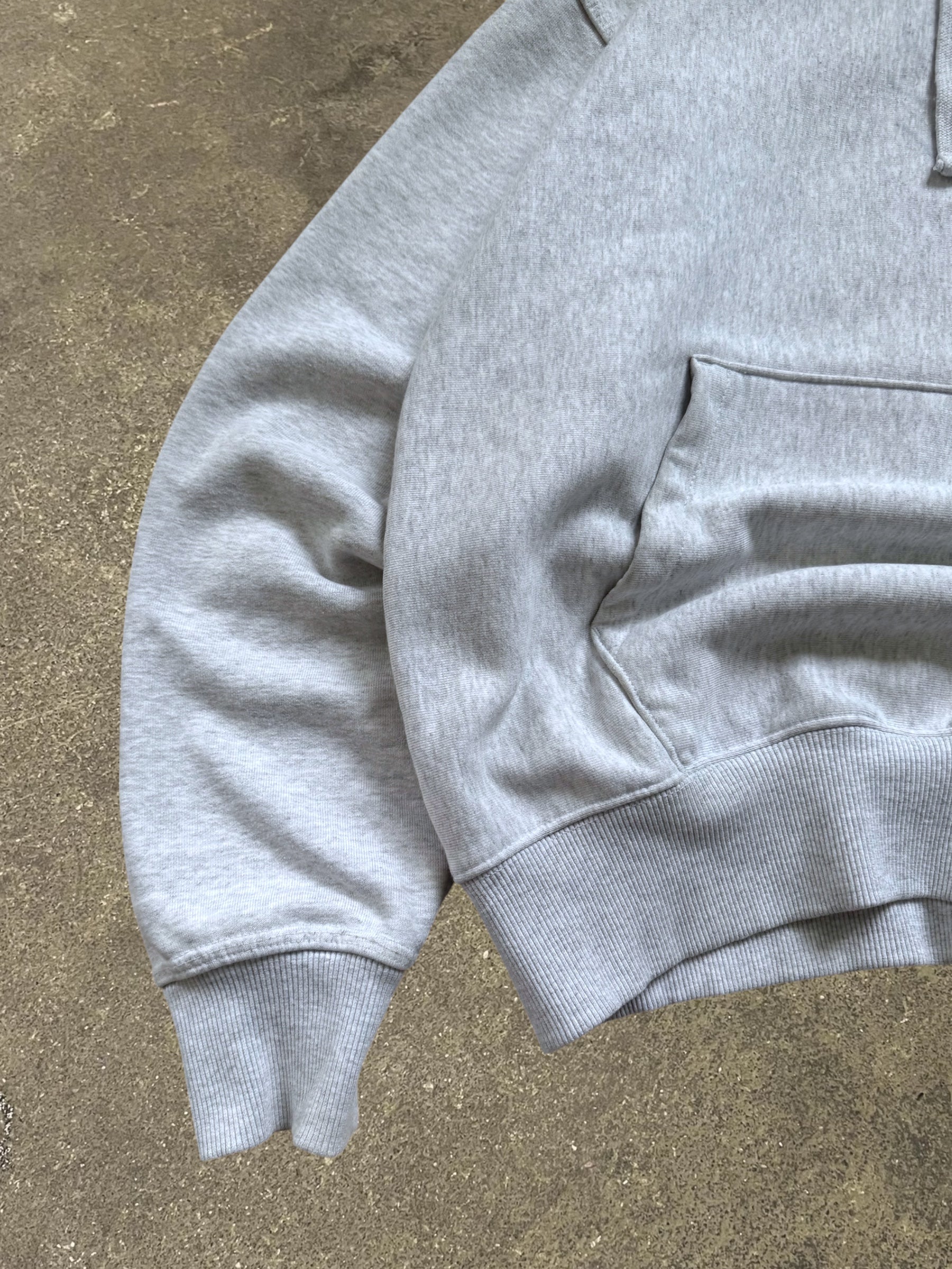 STÜSSY GREY BASIC LOGO HOODIE