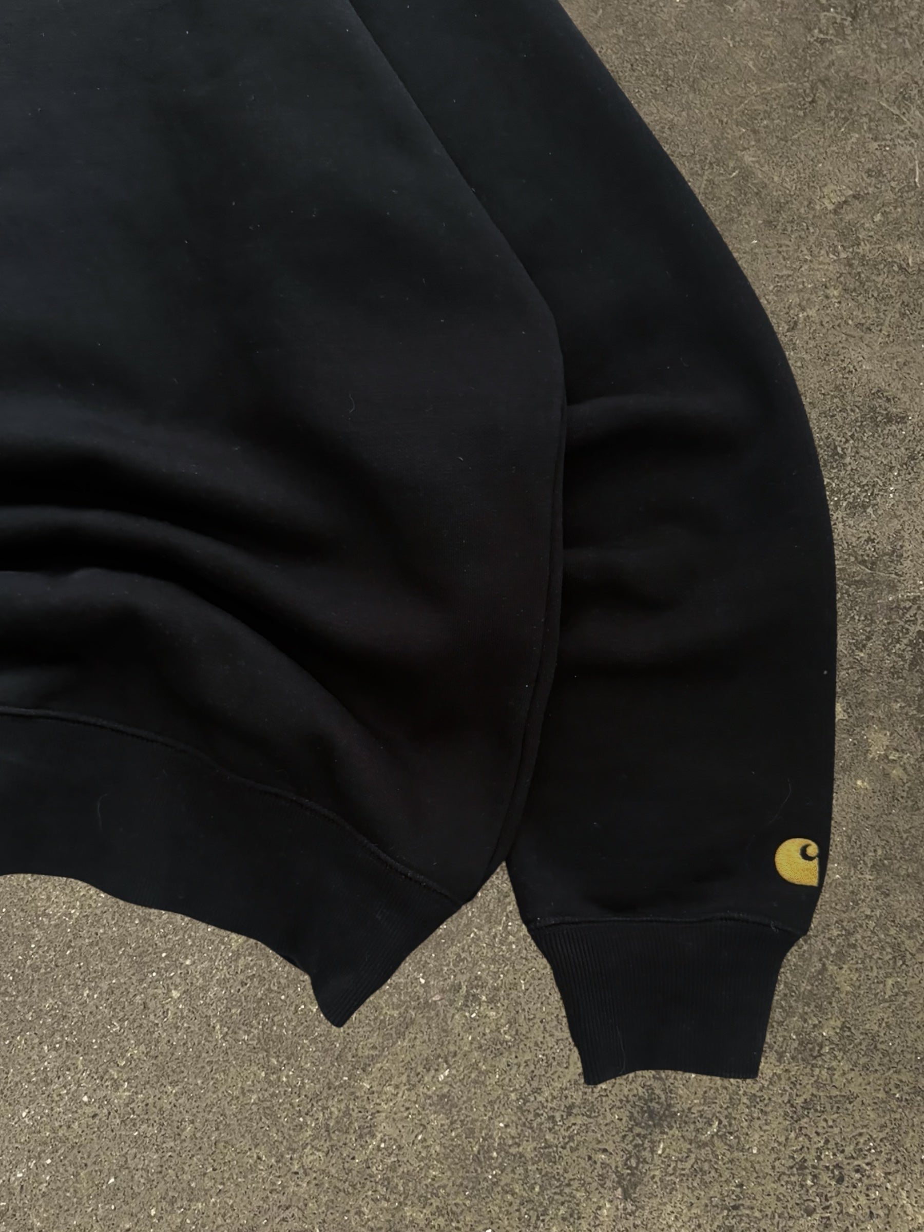 CARHARTT BLACK CHASE SWEATSHIRT