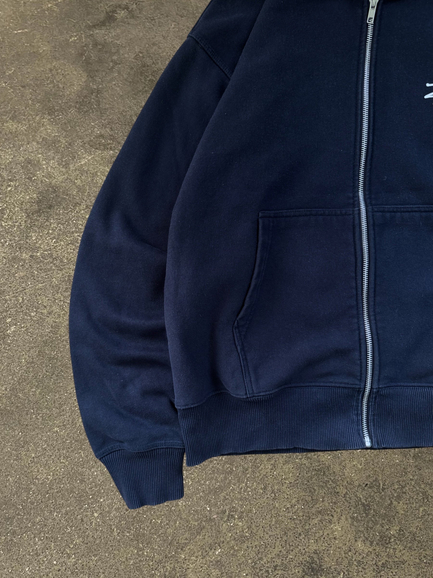 STÜSSY NAVY BASIC LOGO ZIP-UP HOODIE