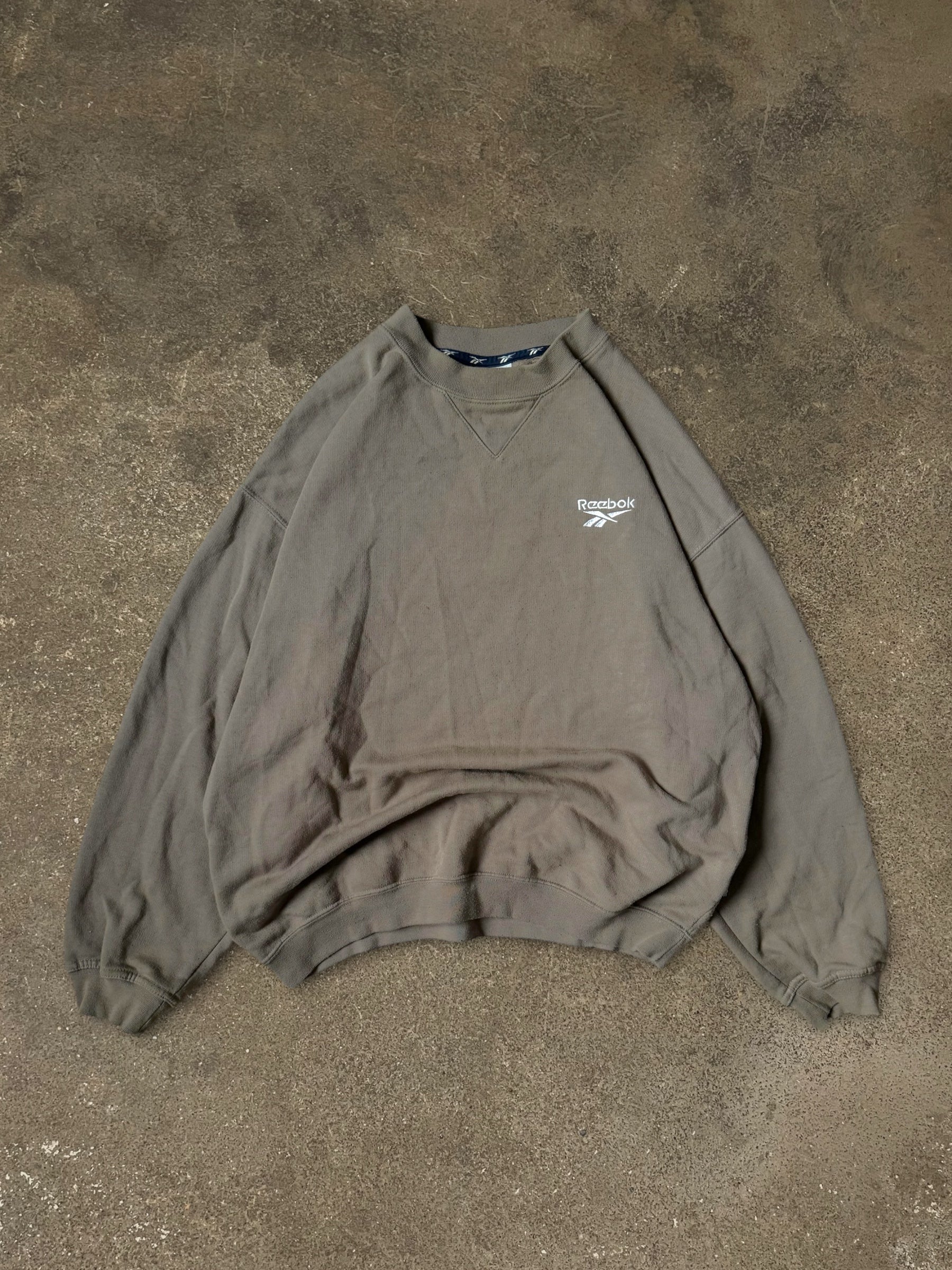 VINTAGE 90S REEBOK SWEATSHIRT