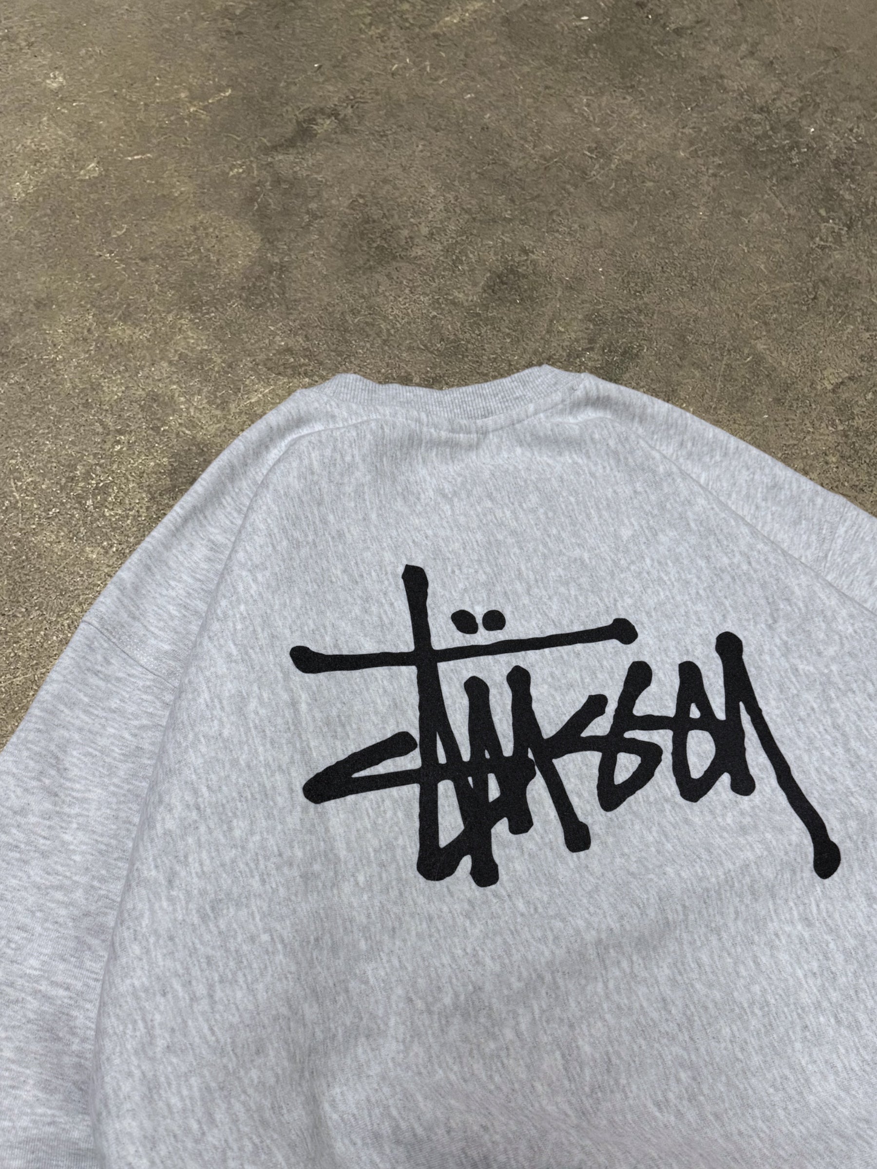 STÜSSY BASIC LOGO SWEATSHIRT