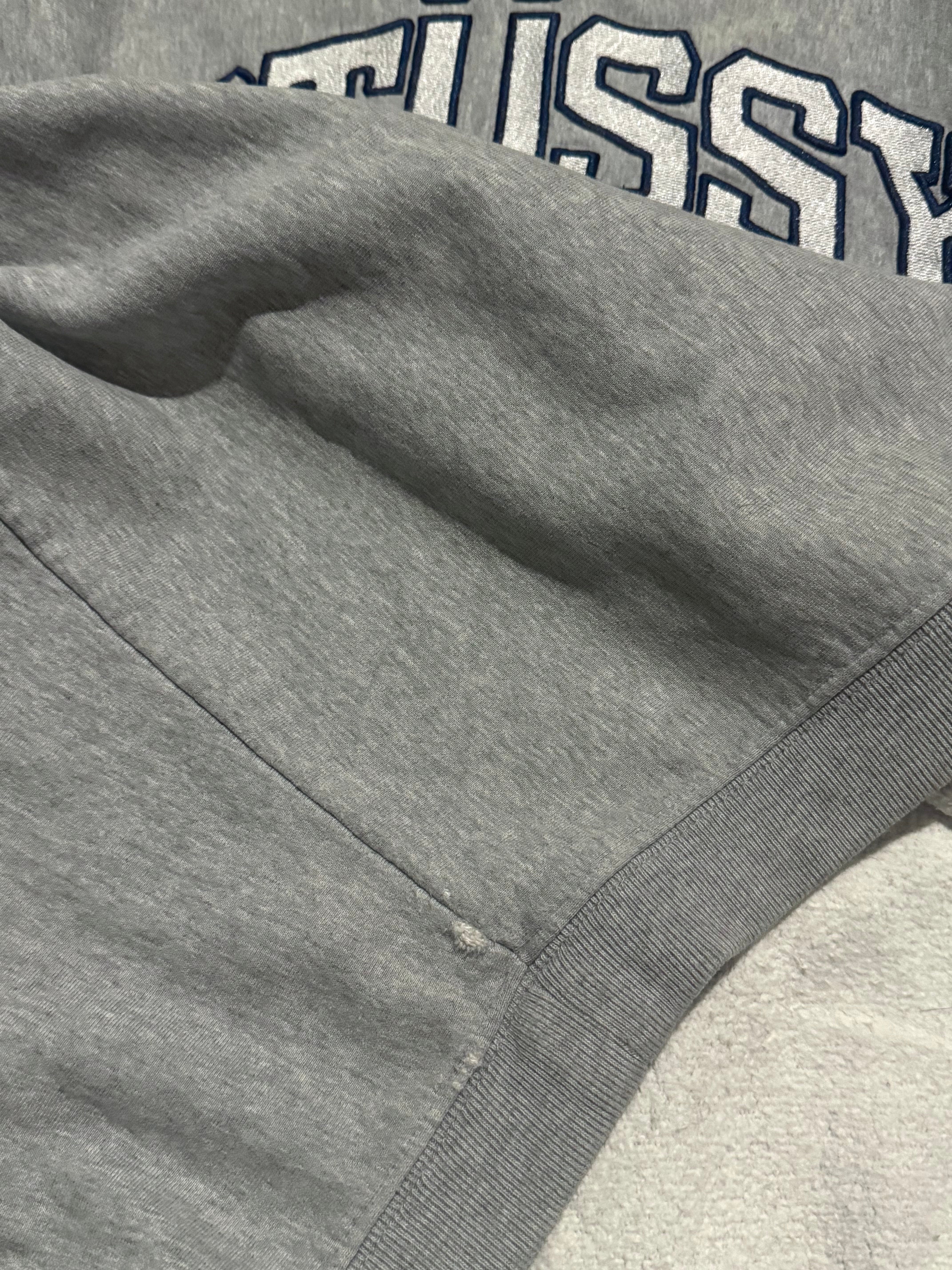 STÜSSY GREY SPORT SWEATSHIRT