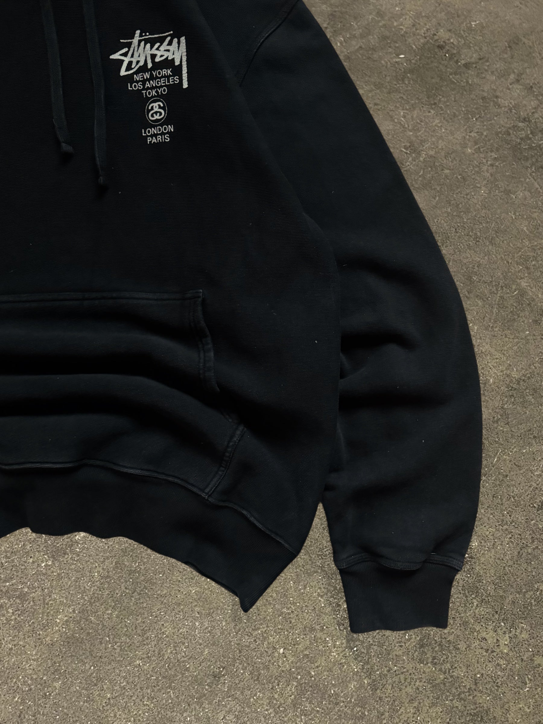 STÜSSY FW24 BLACK WORLD TOUR HOODIE