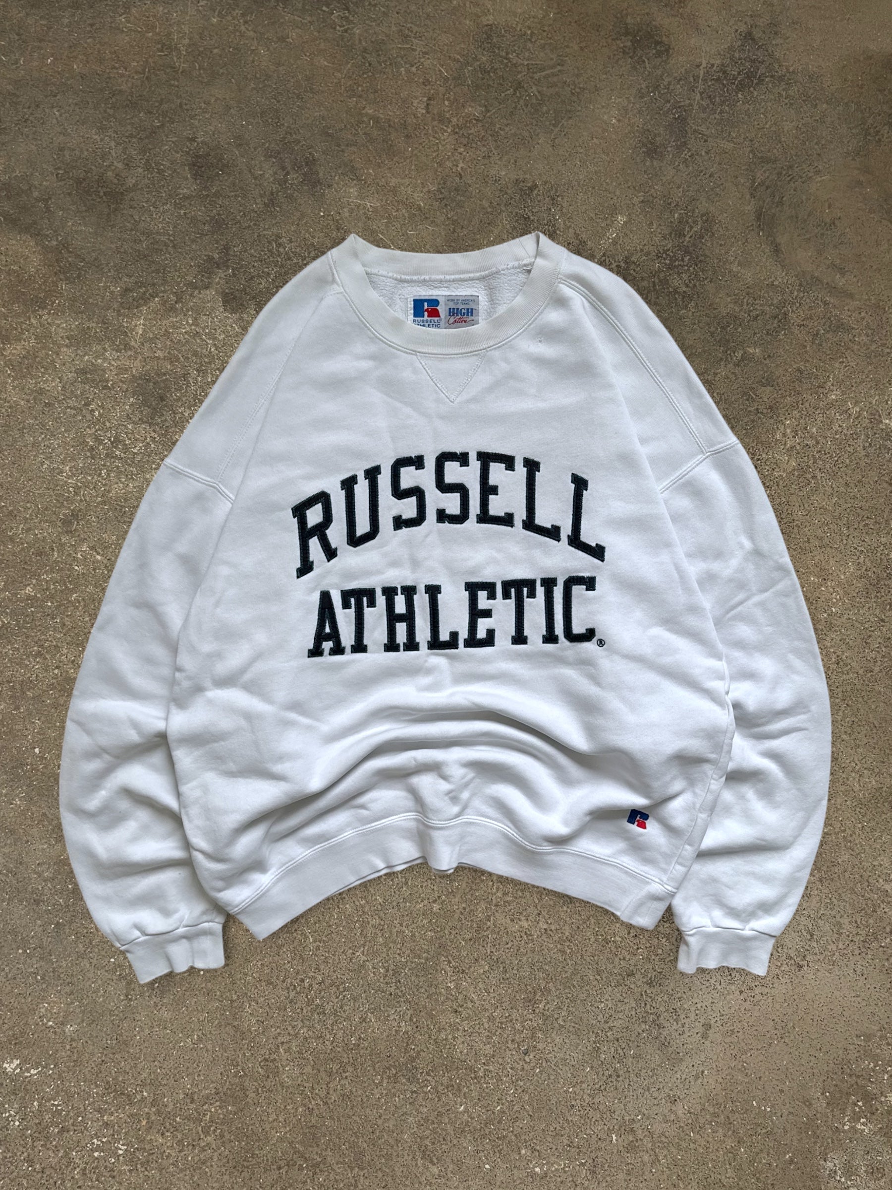 VINTAGE RUSSELL ATHLETIC SWEATSHIRT
