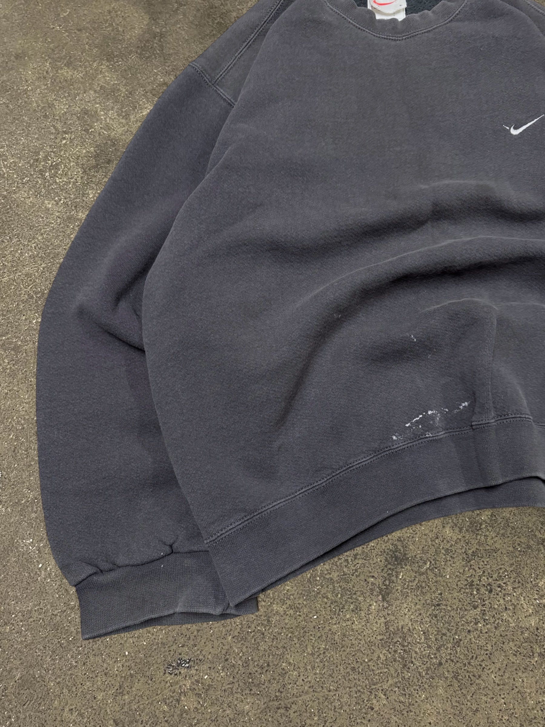VINTAGE 90S NIKE SWEATSHIRT