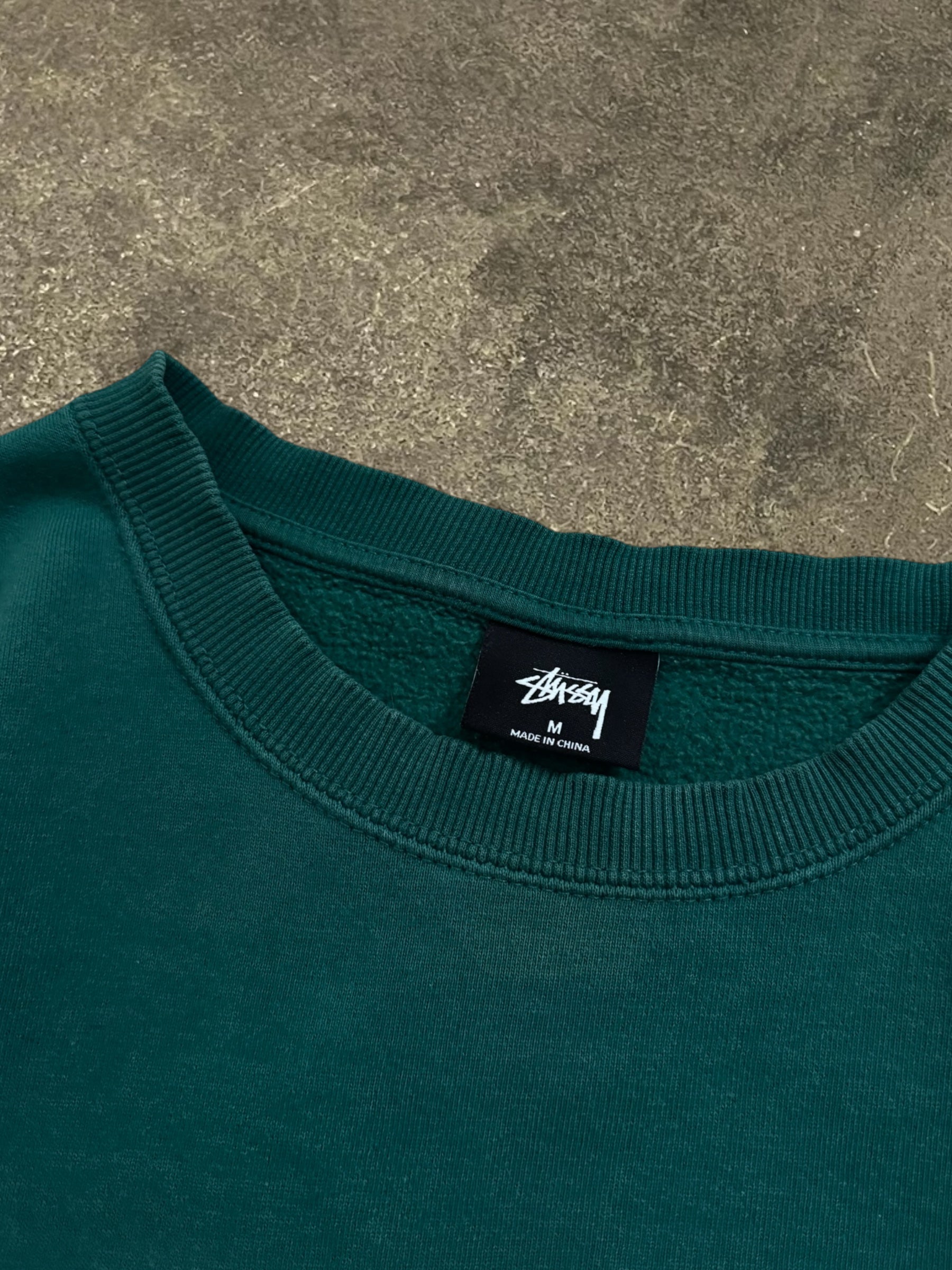 STÜSSY 2 BAR STOCK APPLIQUE SWEATSHIRT