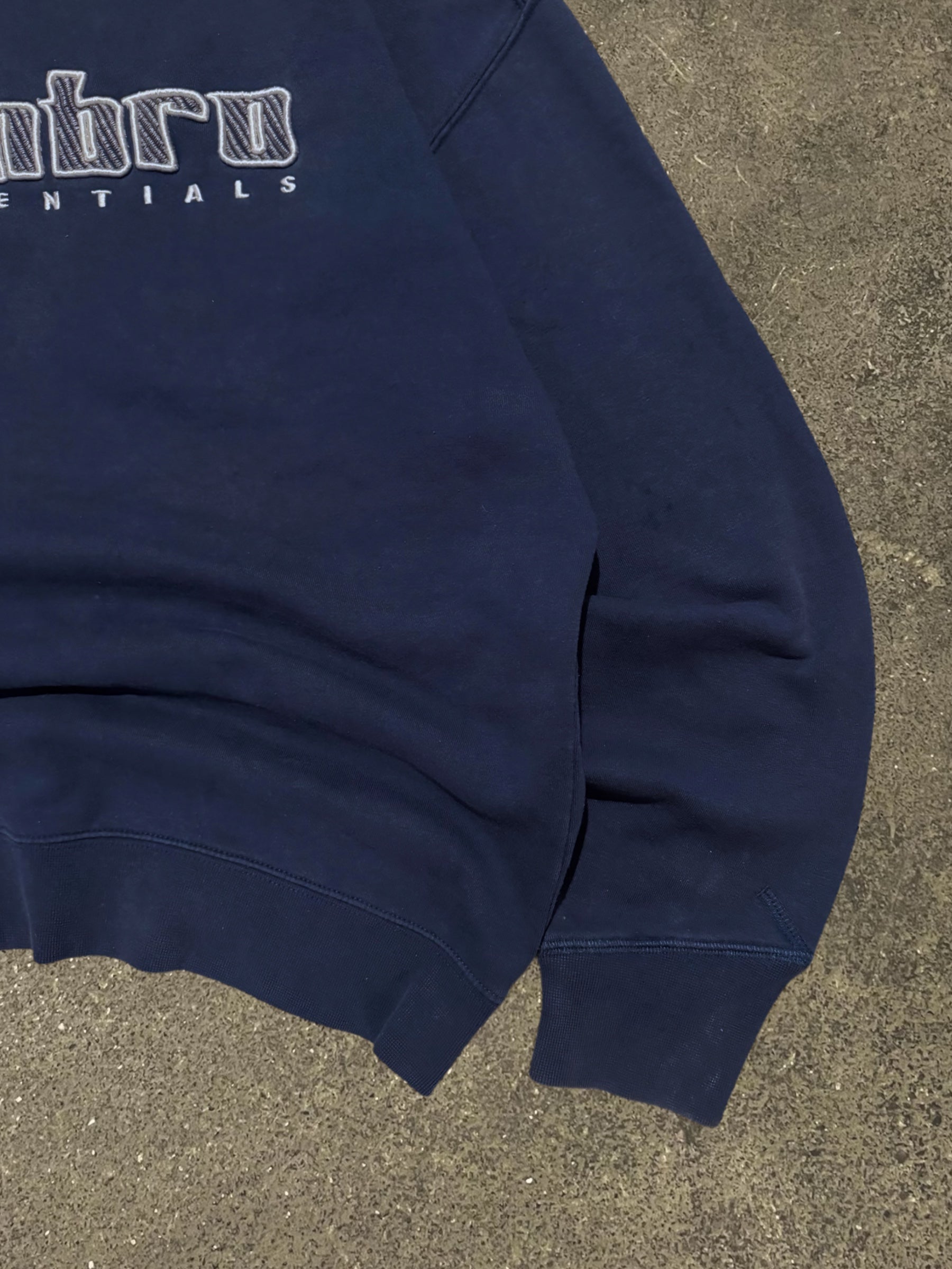 VINTAGE NAVY UMBRO SWEATSHIRT
