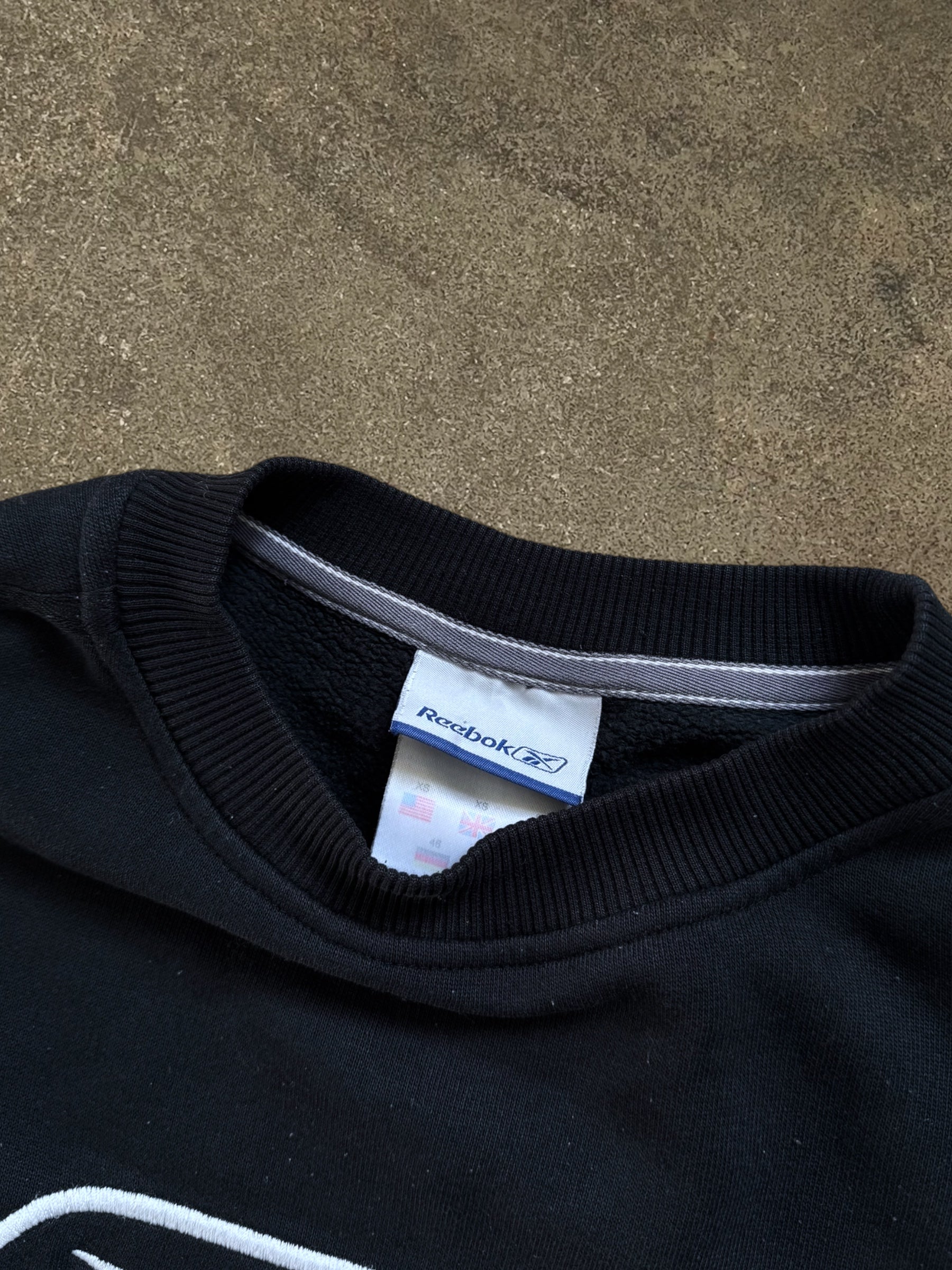 VINTAGE REEBOK SWEATSHIRT