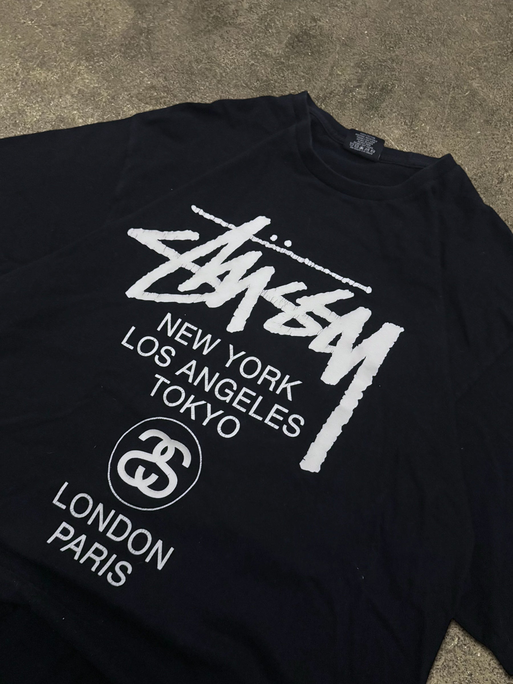 STÜSSY WORLD TOUR T-SHIRT