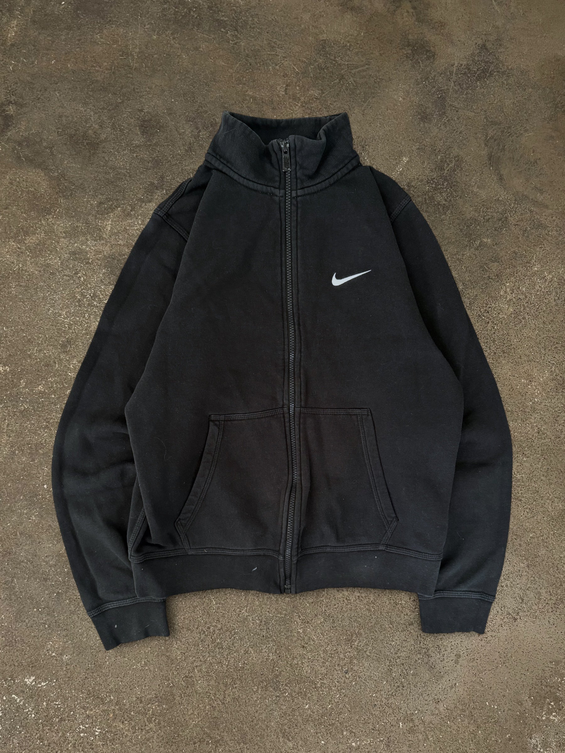 VINTAGE NIKE ZIP-UP SWEATSHIRT