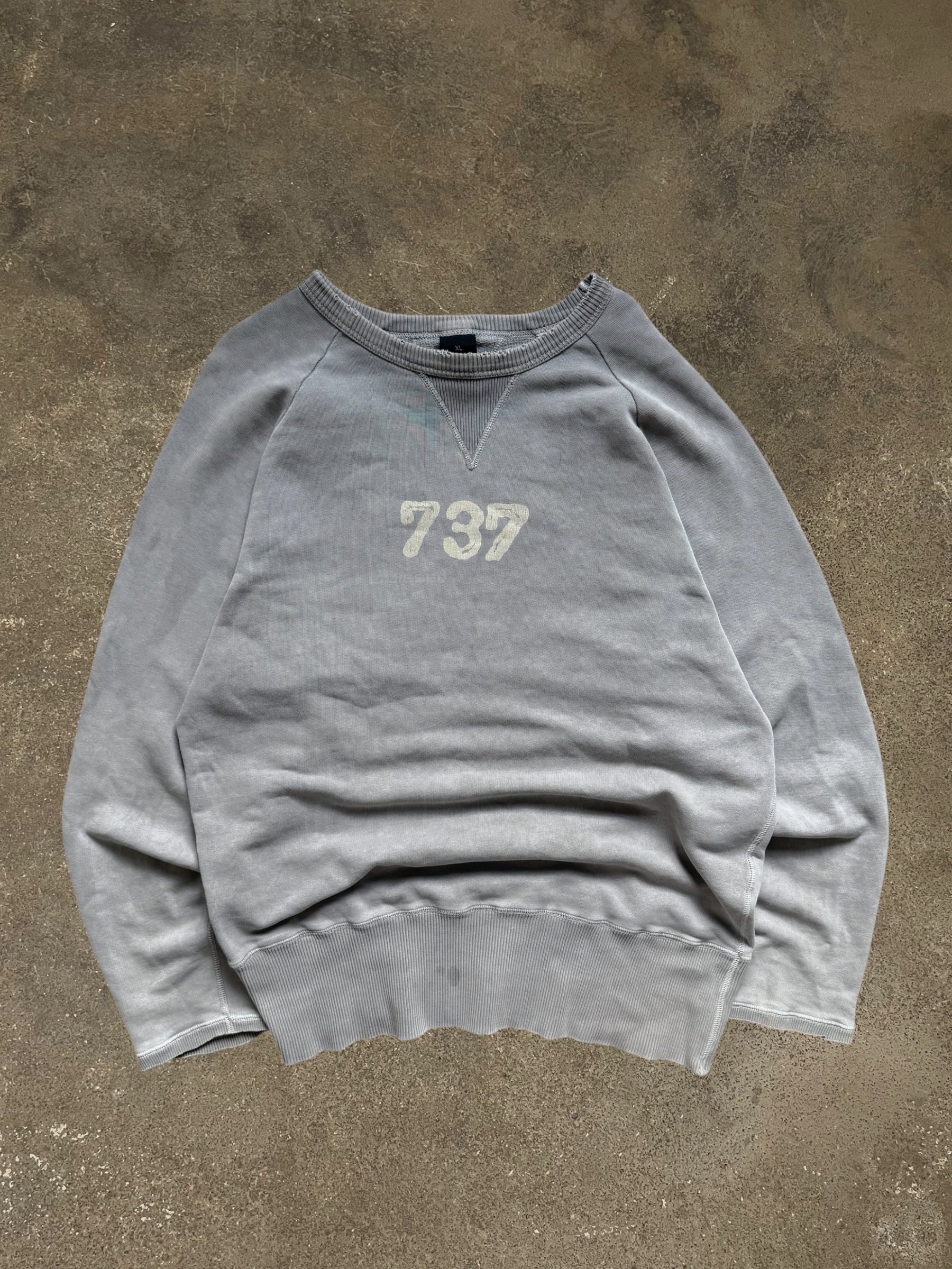 VINTAGE DISTRESSED DIESEL ”737” SWEATSHIRT