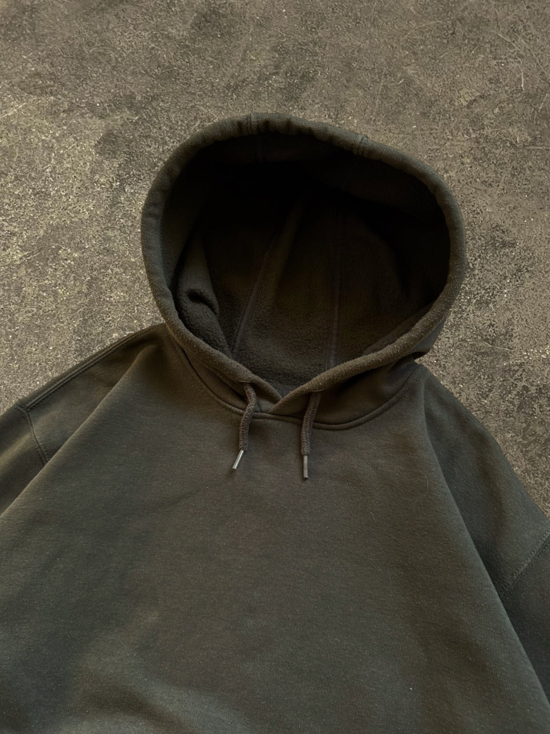 VINTAGE CARHARTT HOODIE