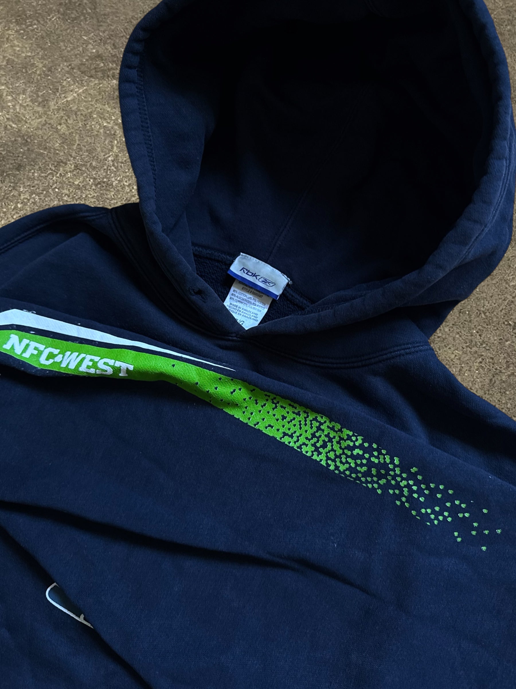 VINTAGE 90S REEBOK HOODIE