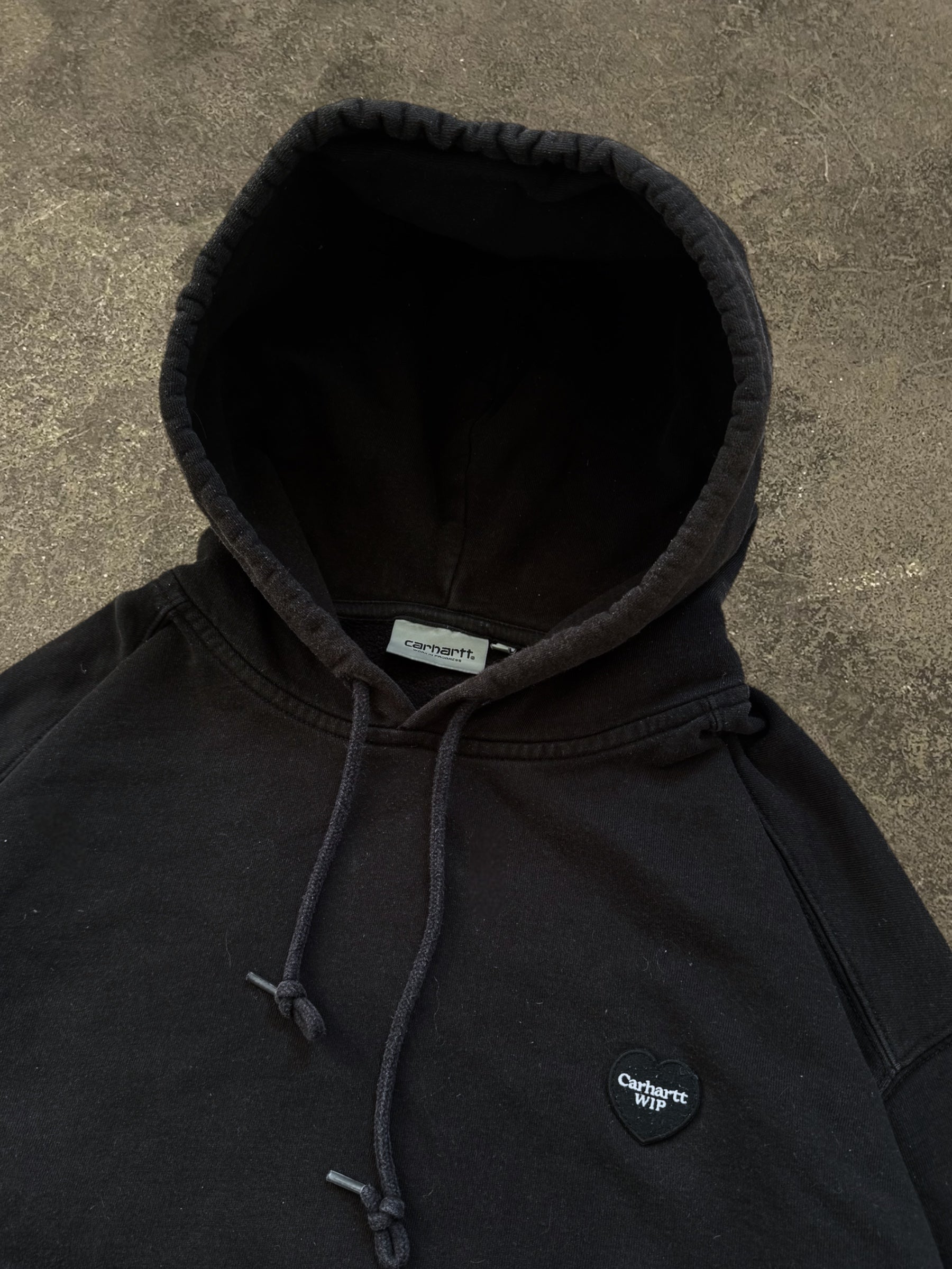CARHARTT HEART PATCH HOODIE