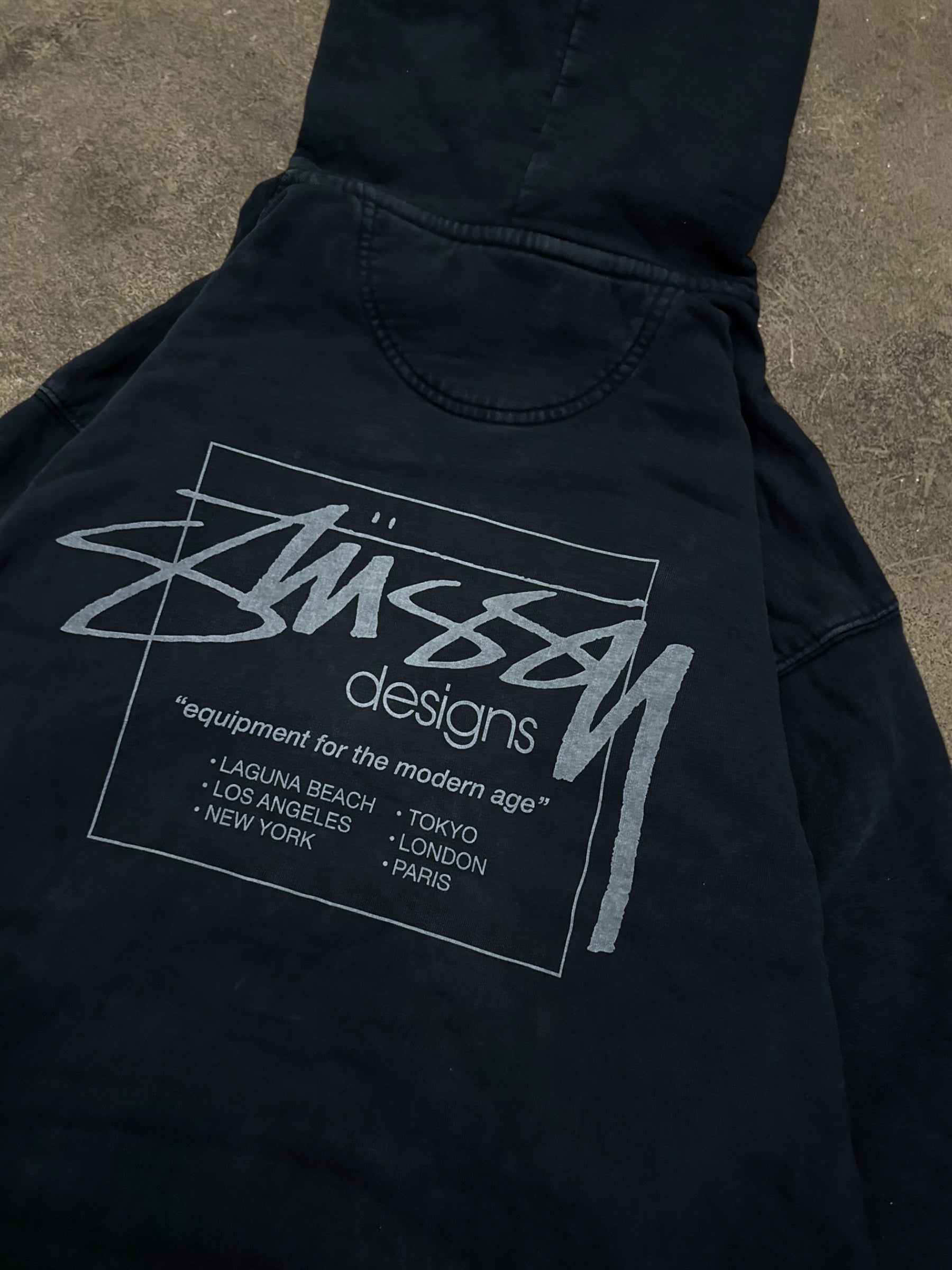 STÜSSY DESIGNS HOODIE