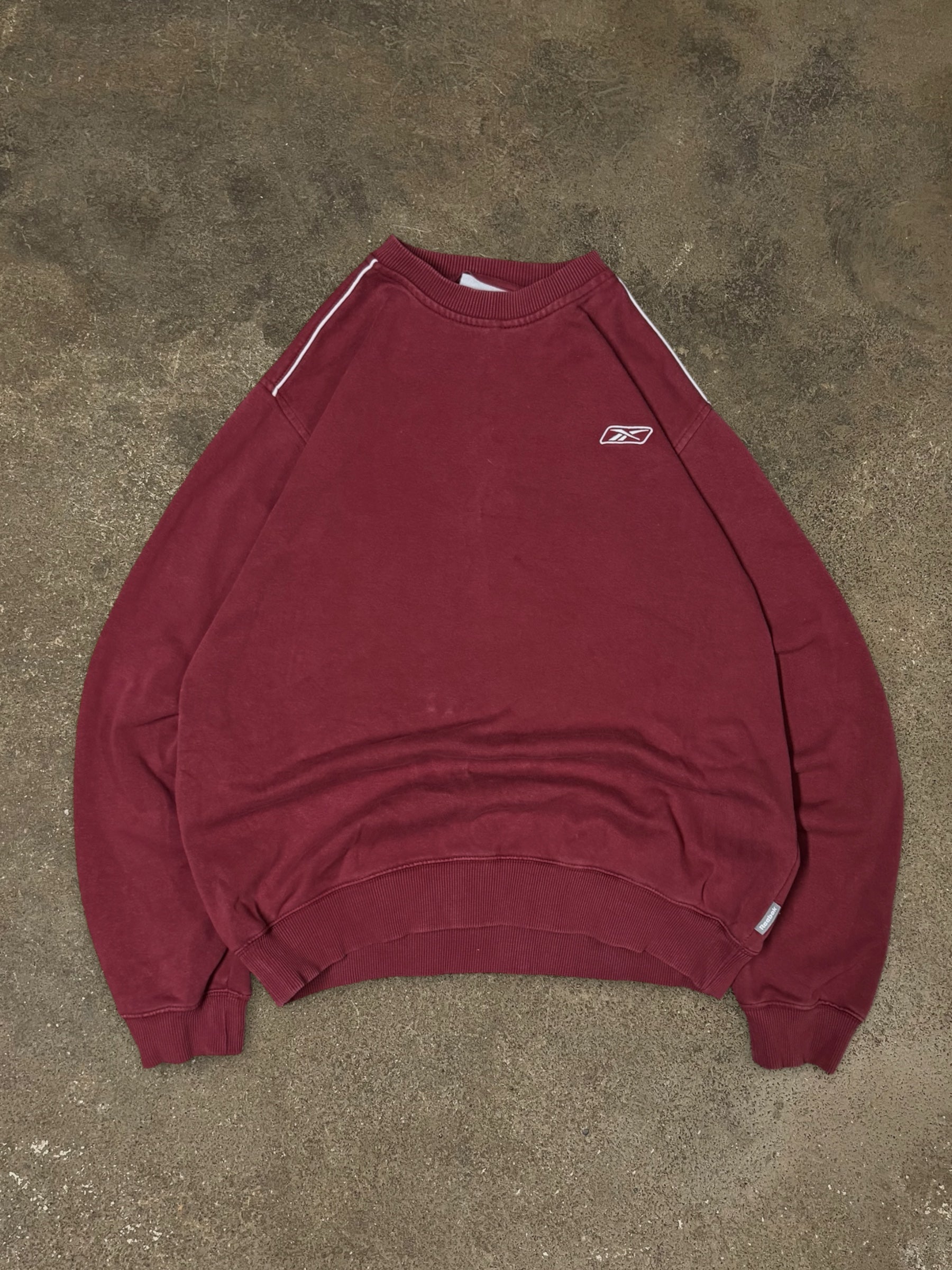 VINTAGE 90S REEBOK SWEATSHIRT