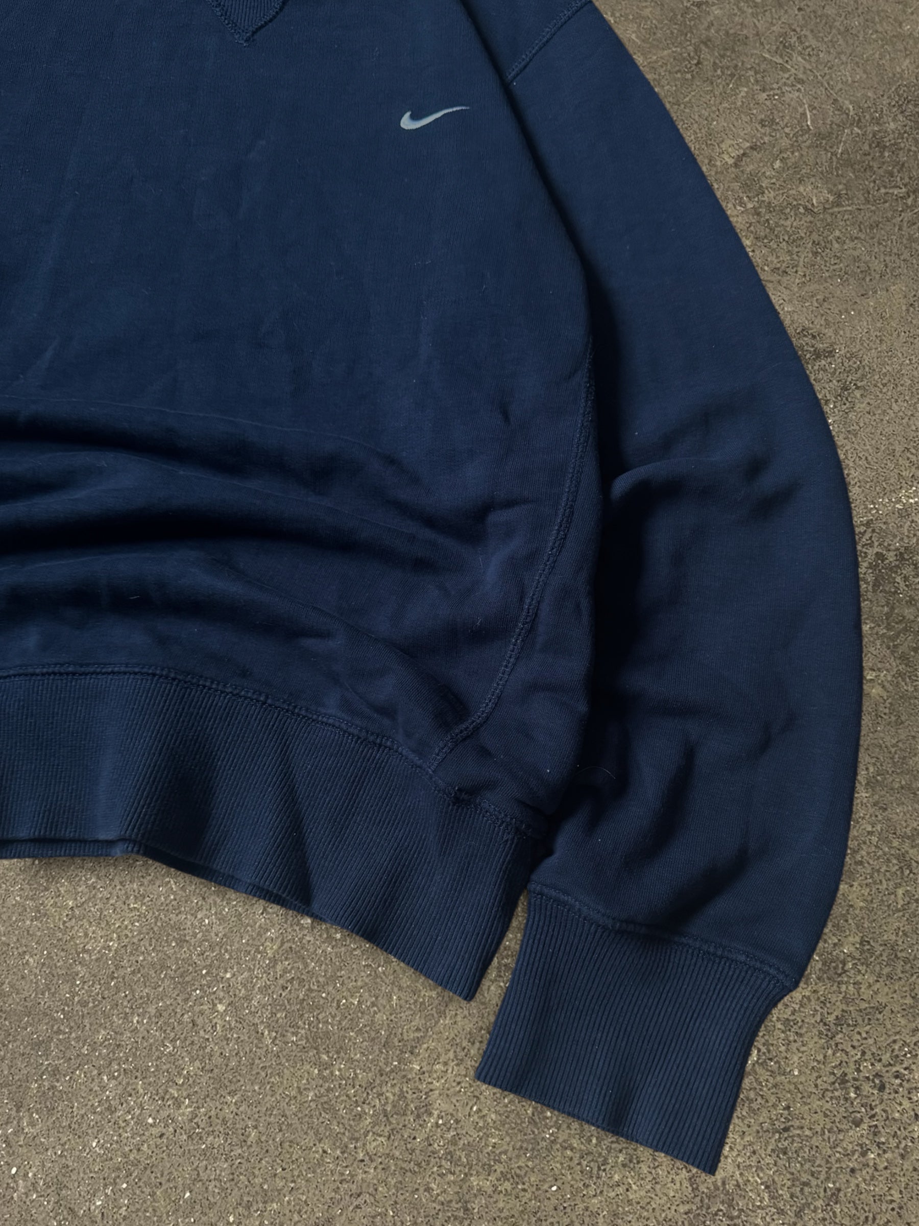 VINTAGE 90S NIKE SWEATSHIRT