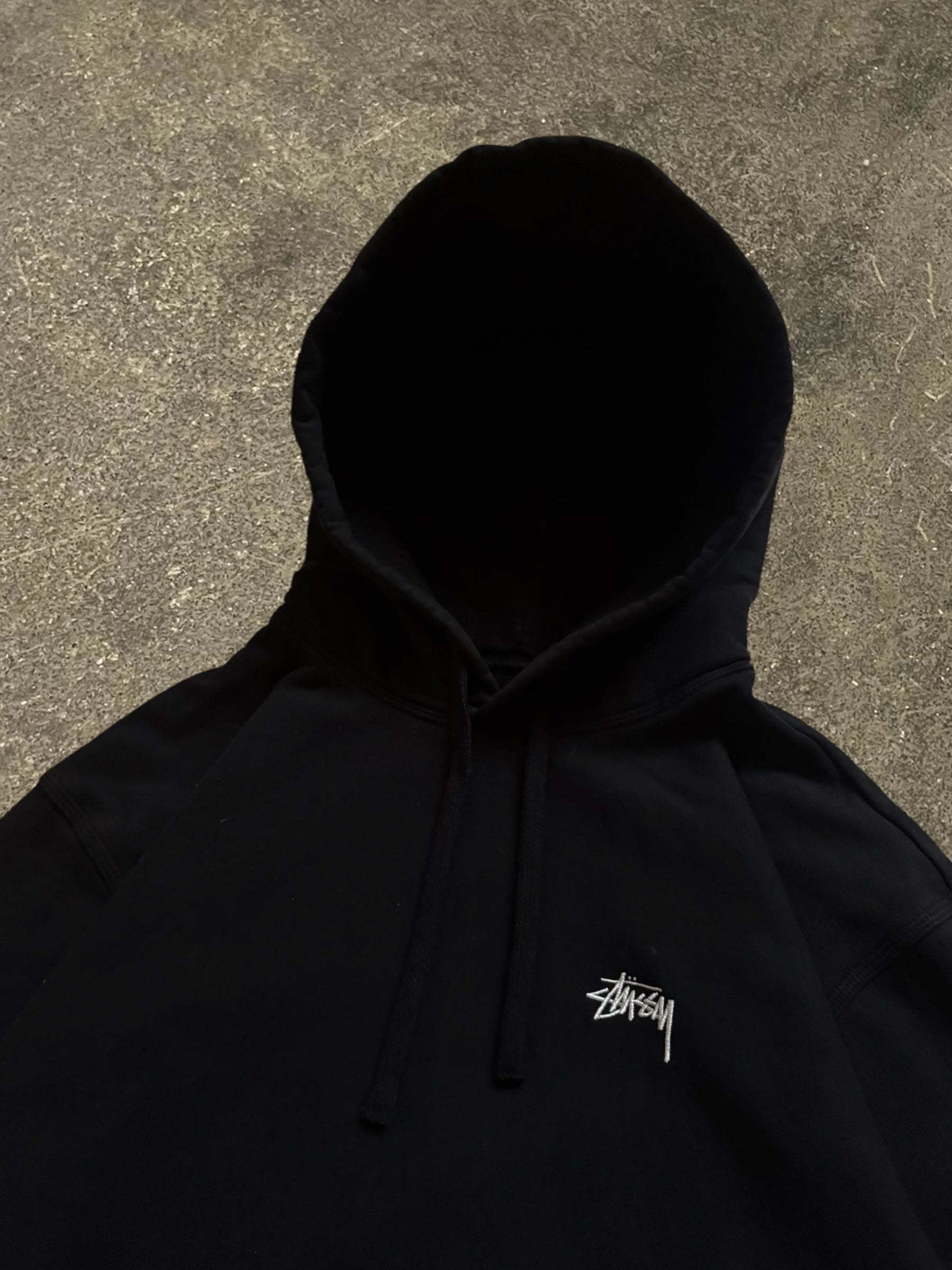 STÜSSY BLACK STOCK LOGO HOODIE