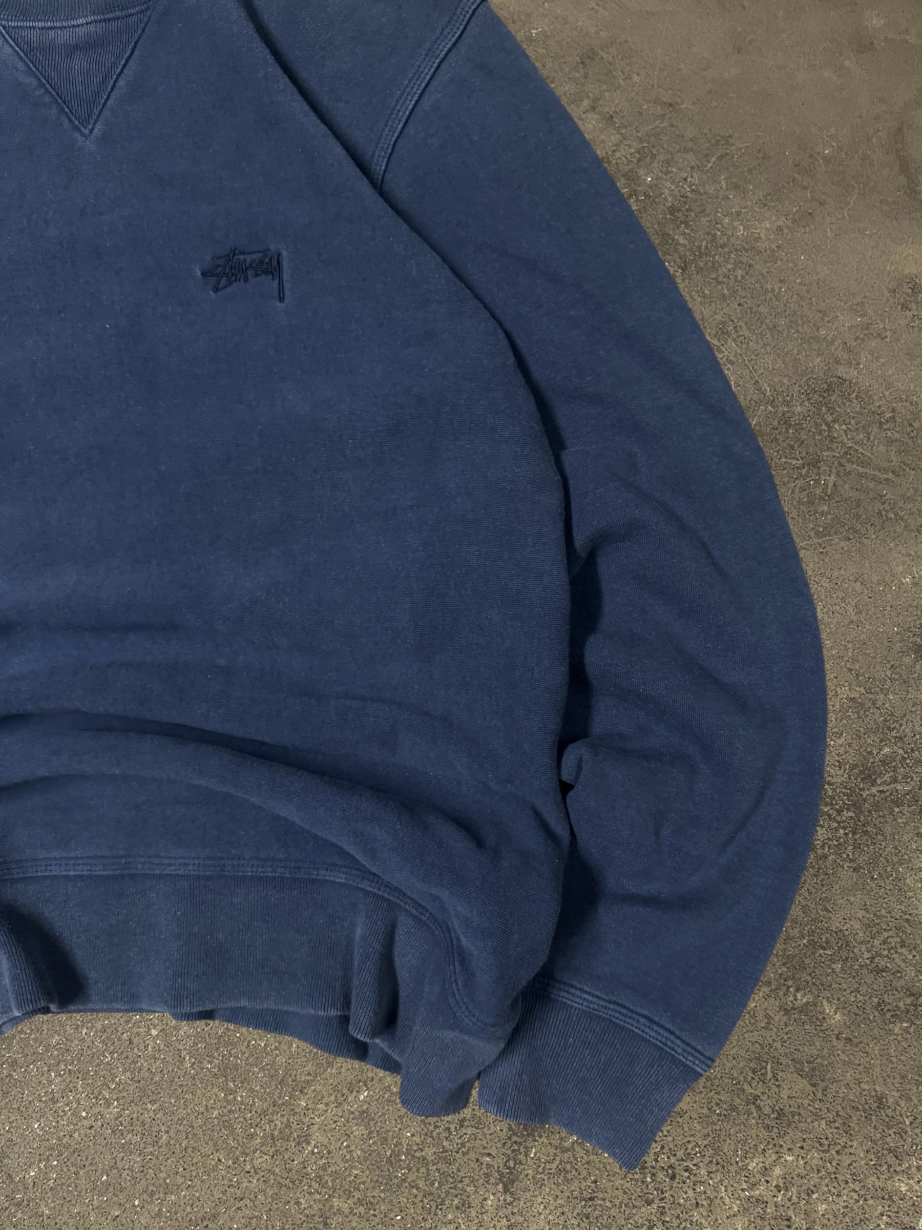 STÜSSY STOCK LOGO SWEATSHIRT