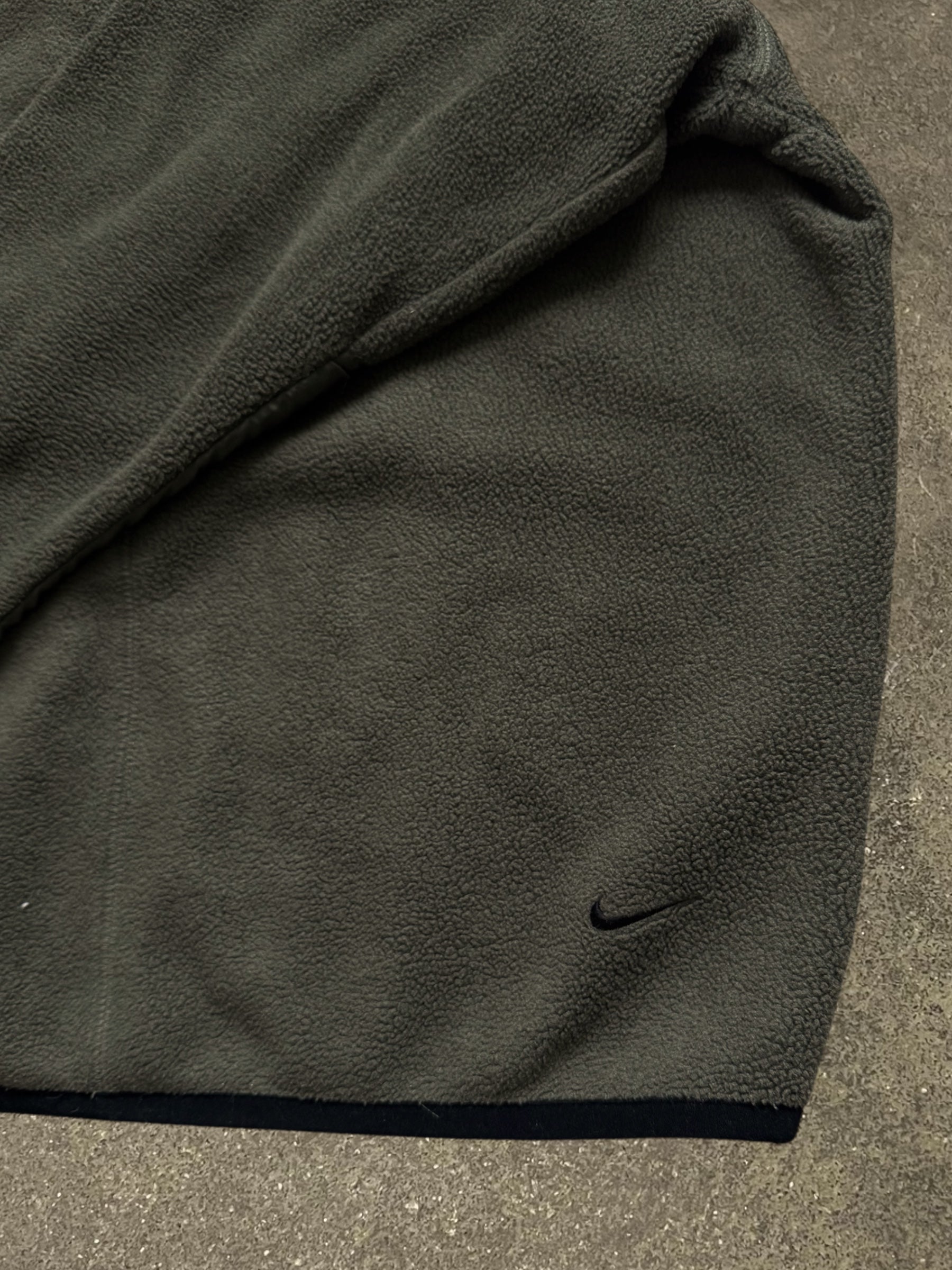 VINTAGE 90S NIKE FLEECE