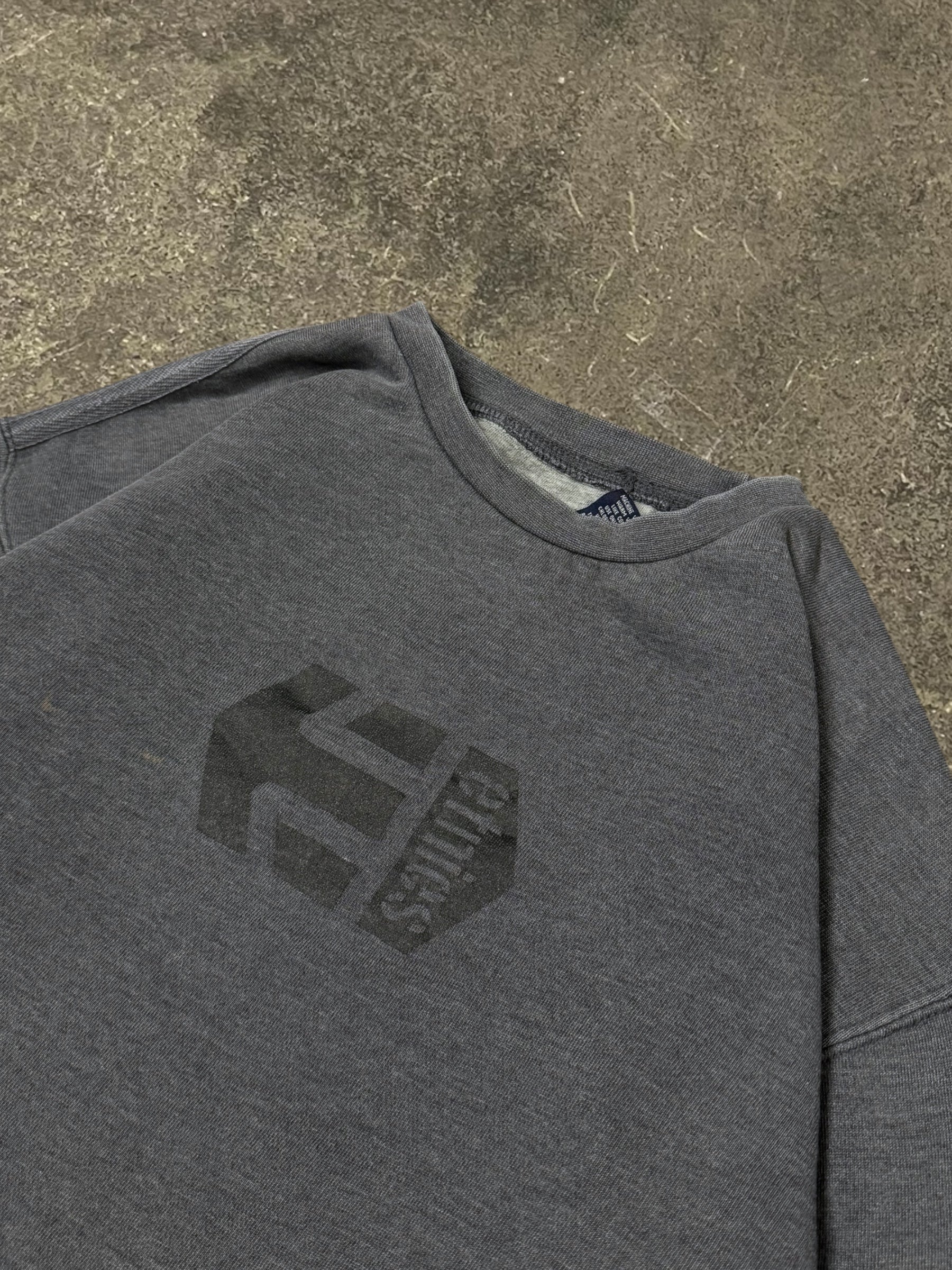 VINTAGE 90S ETNIES SWEATSHIRT