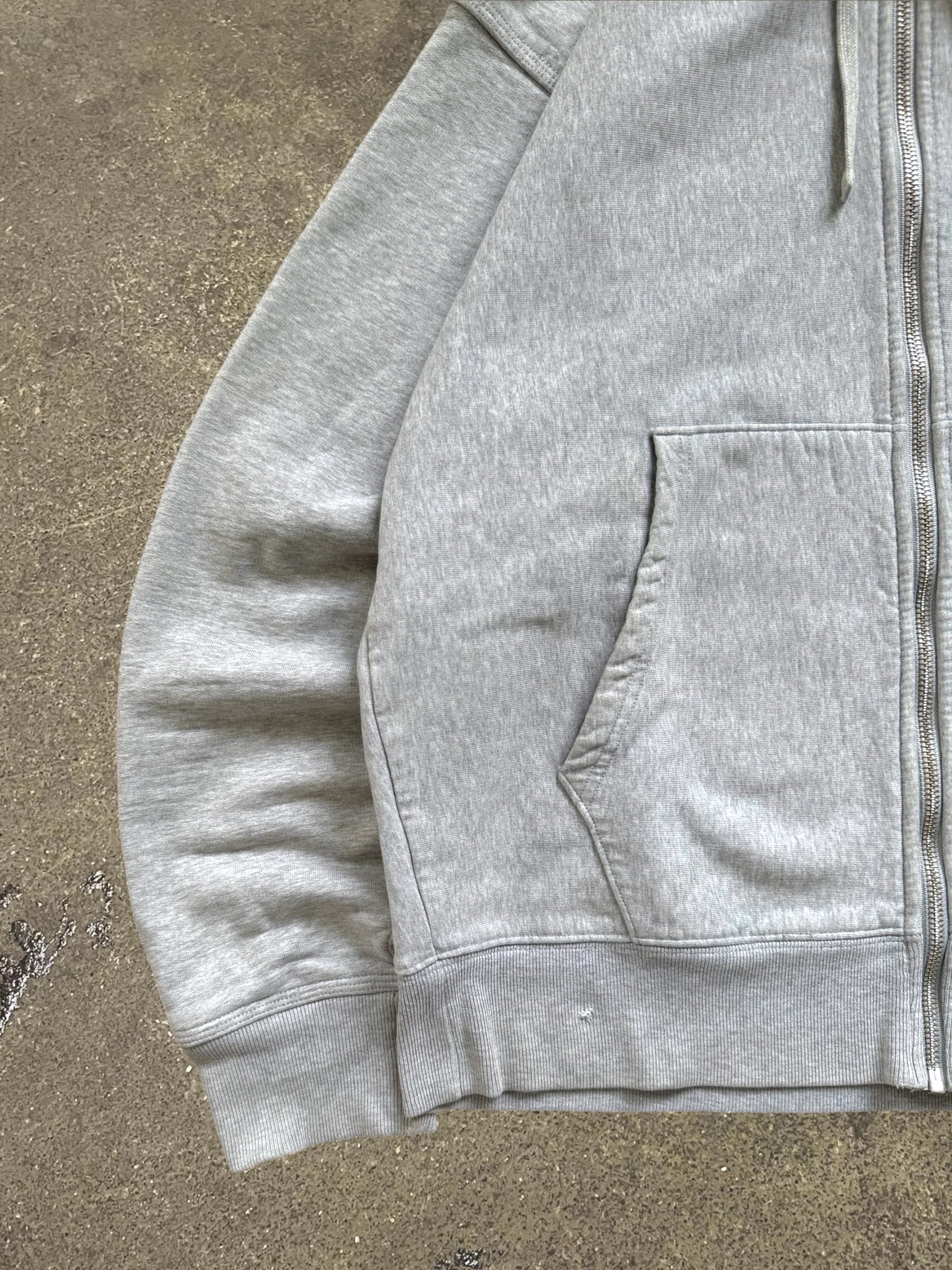 STÜSSY GREY STOCK LOGO ZIP-UP HOODIE