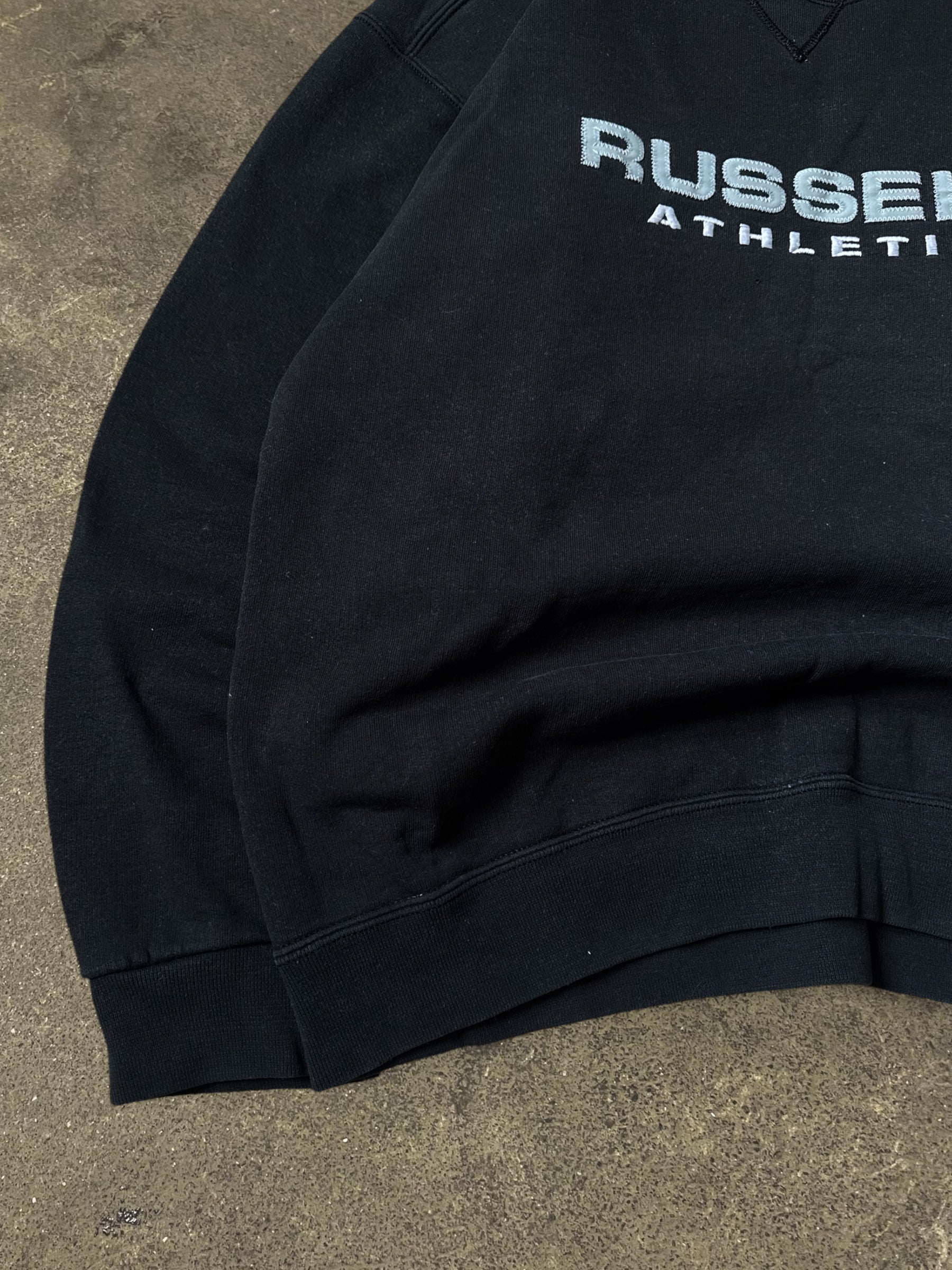 VINTAGE RUSSELL ATHLETIC SWEATSHIRT