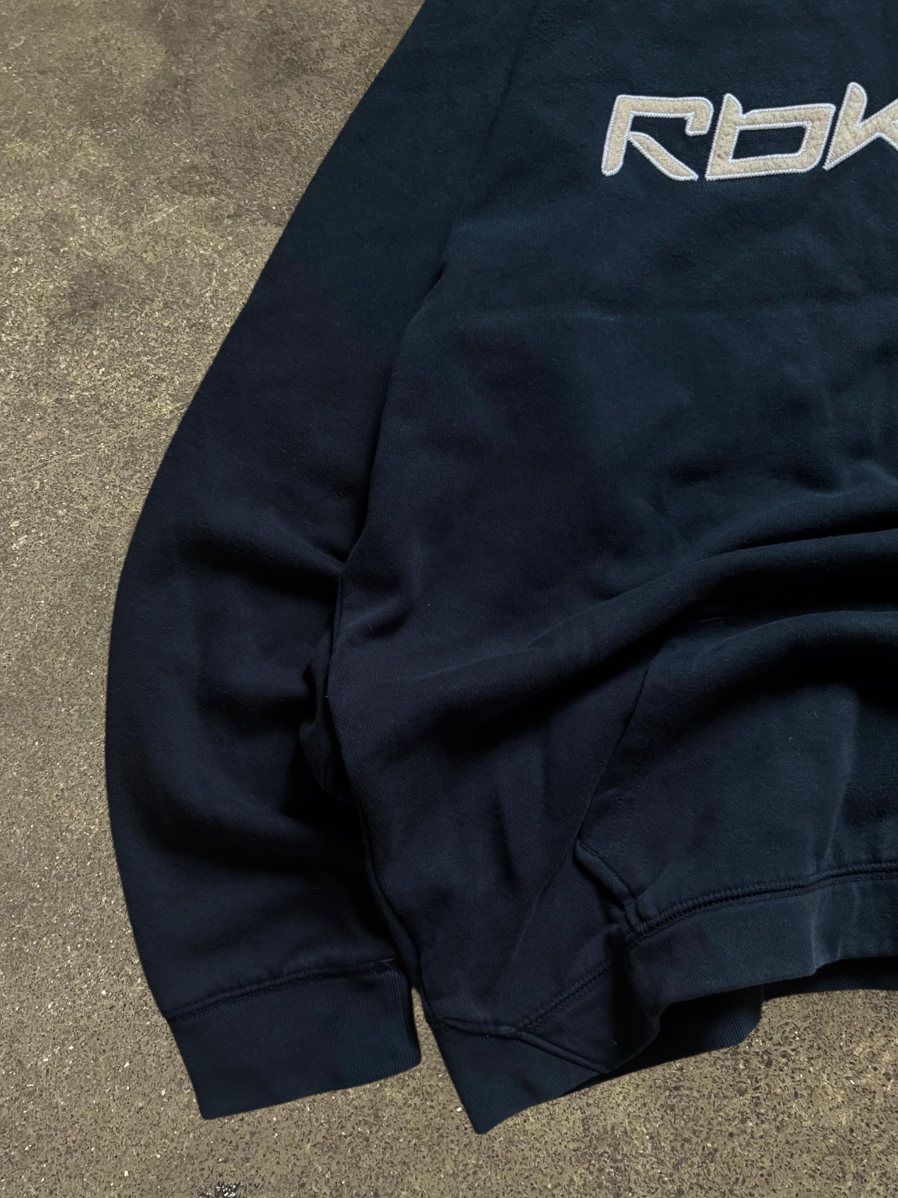 VINTAGE REEBOK HOODIE