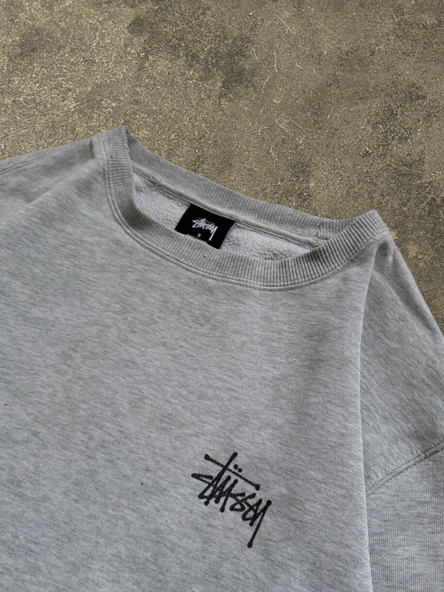 STÜSSY BASIC LOGO SWEATSHIRT