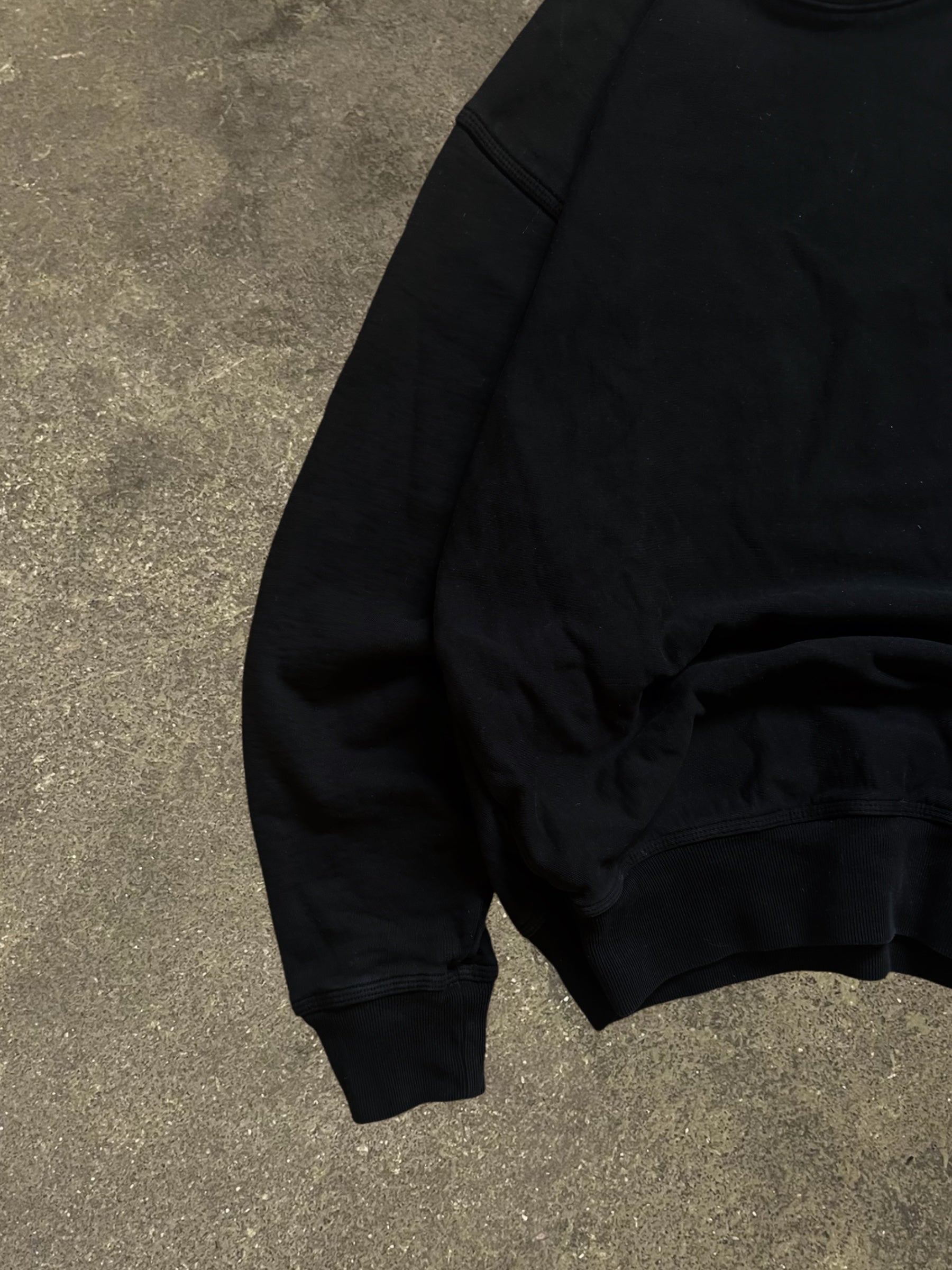 STÜSSY BLACK STOCK LOGO SWEATSHIRT