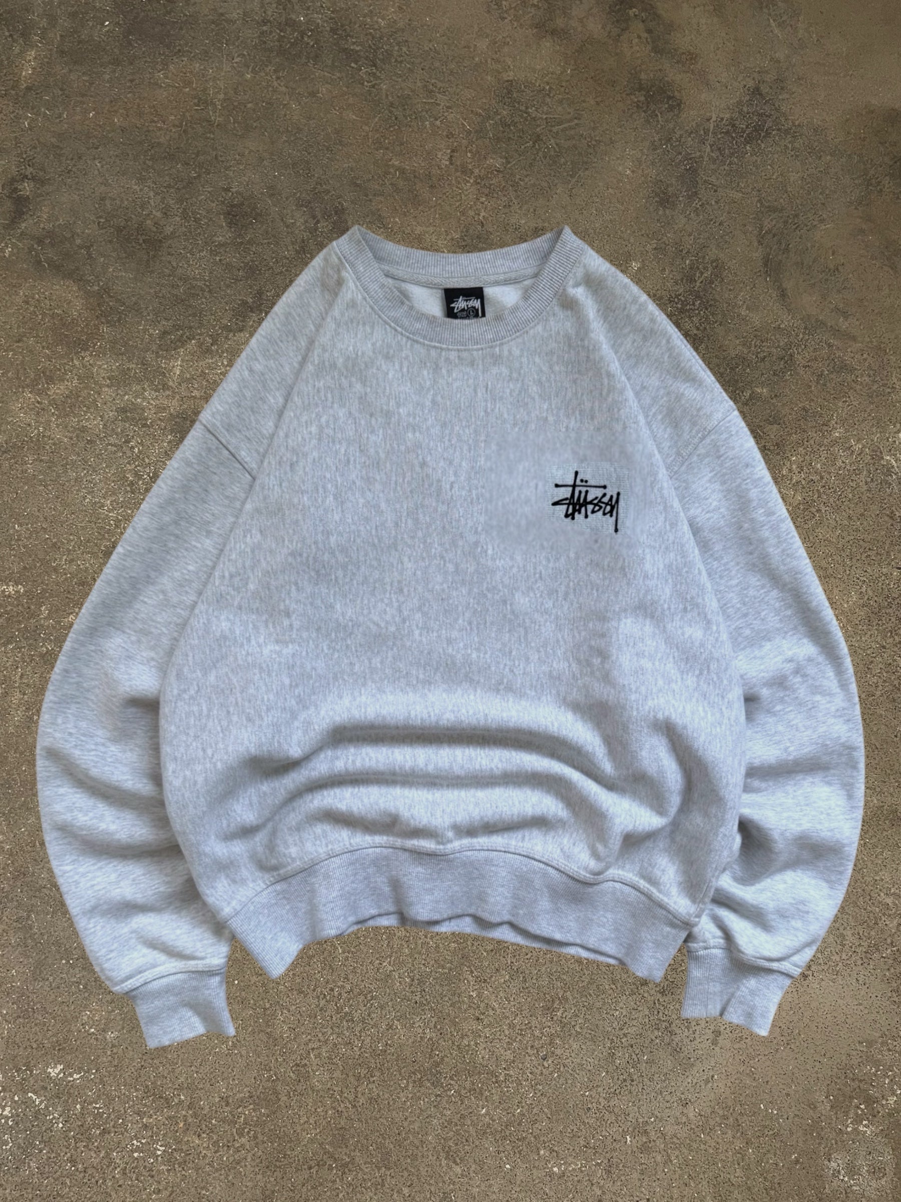STÜSSY GREY BASIC LOGO SWEATSHIRT