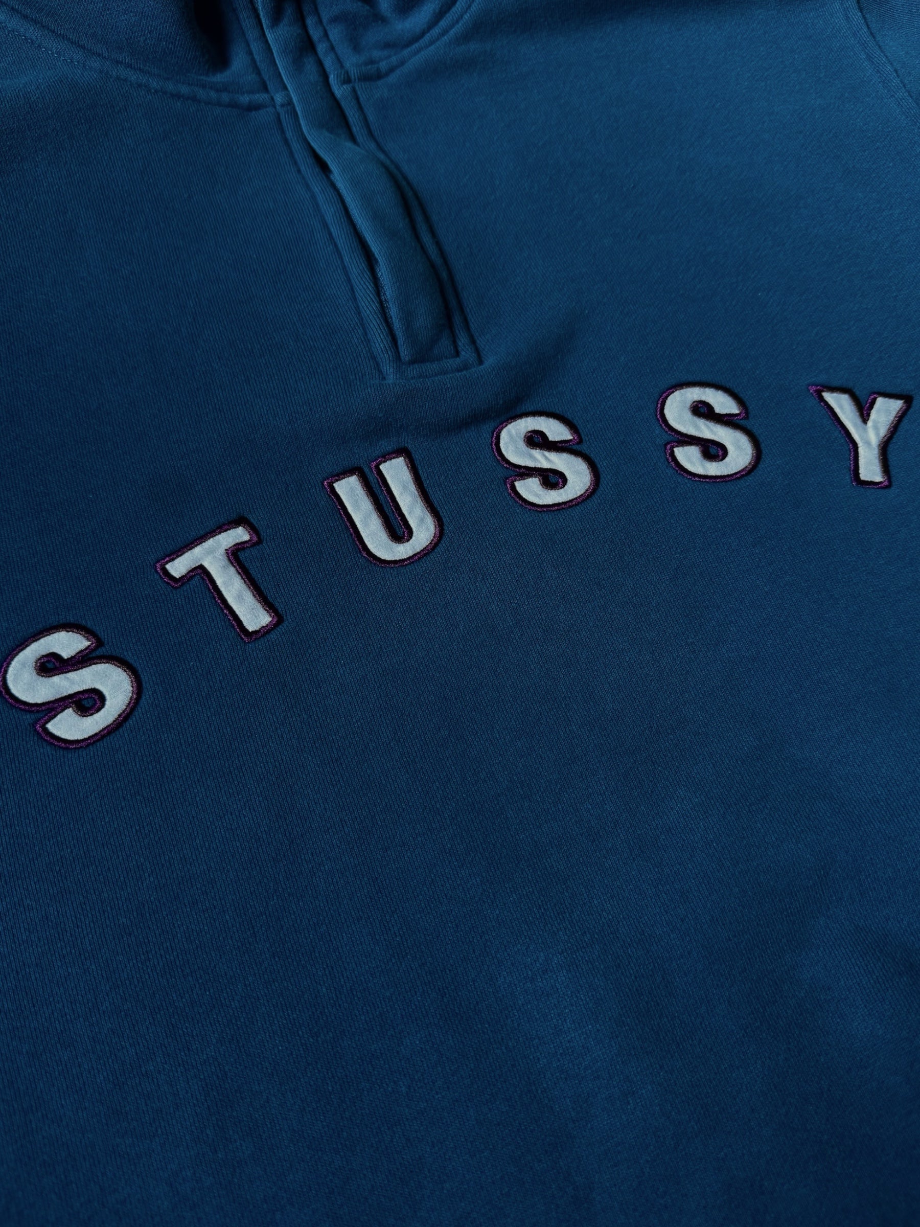 STÜSSY QUARTER ZIP SWEATSHIRT