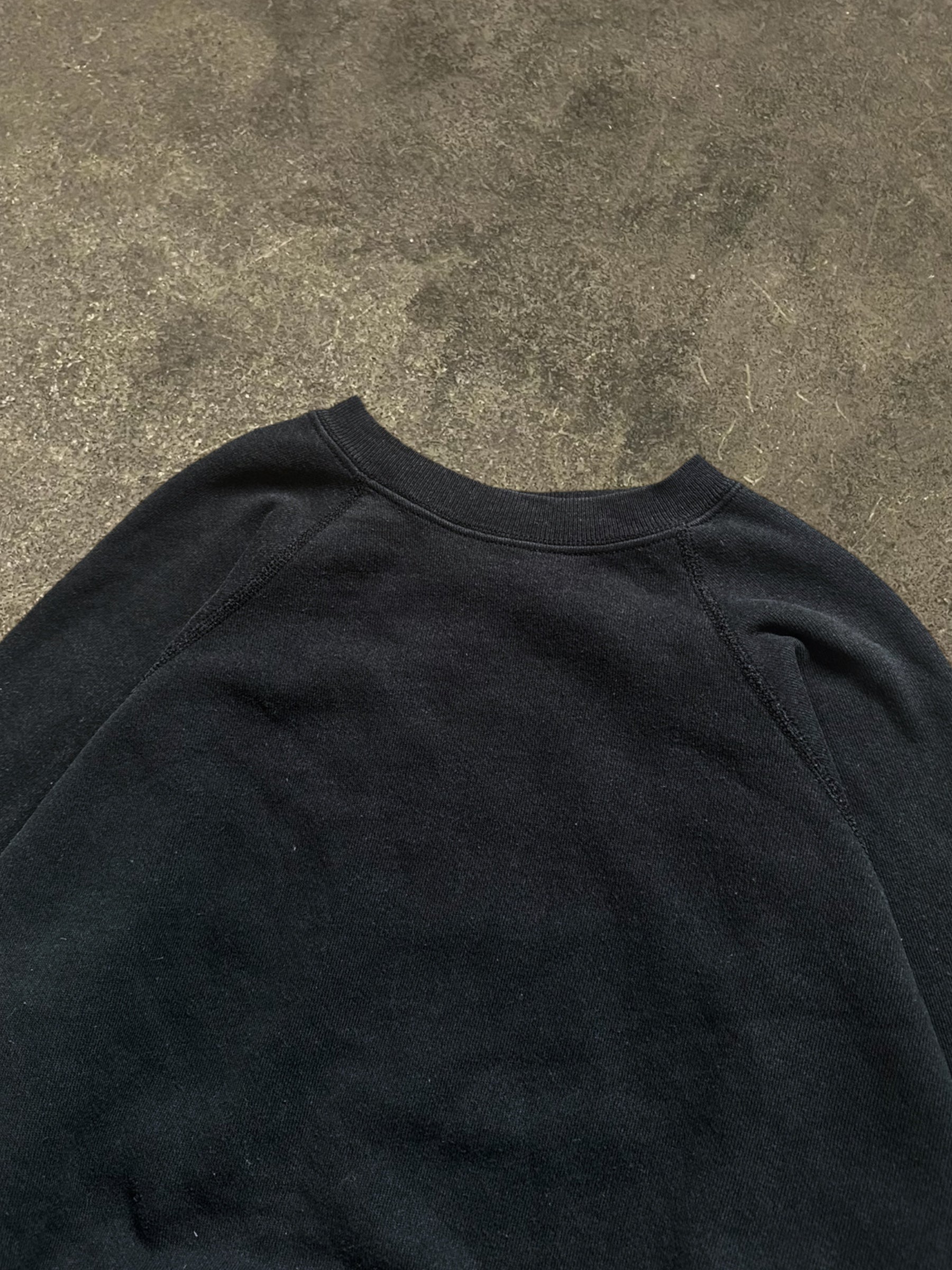 VINTAGE 90S HANES BLANK SWEATSHIRT