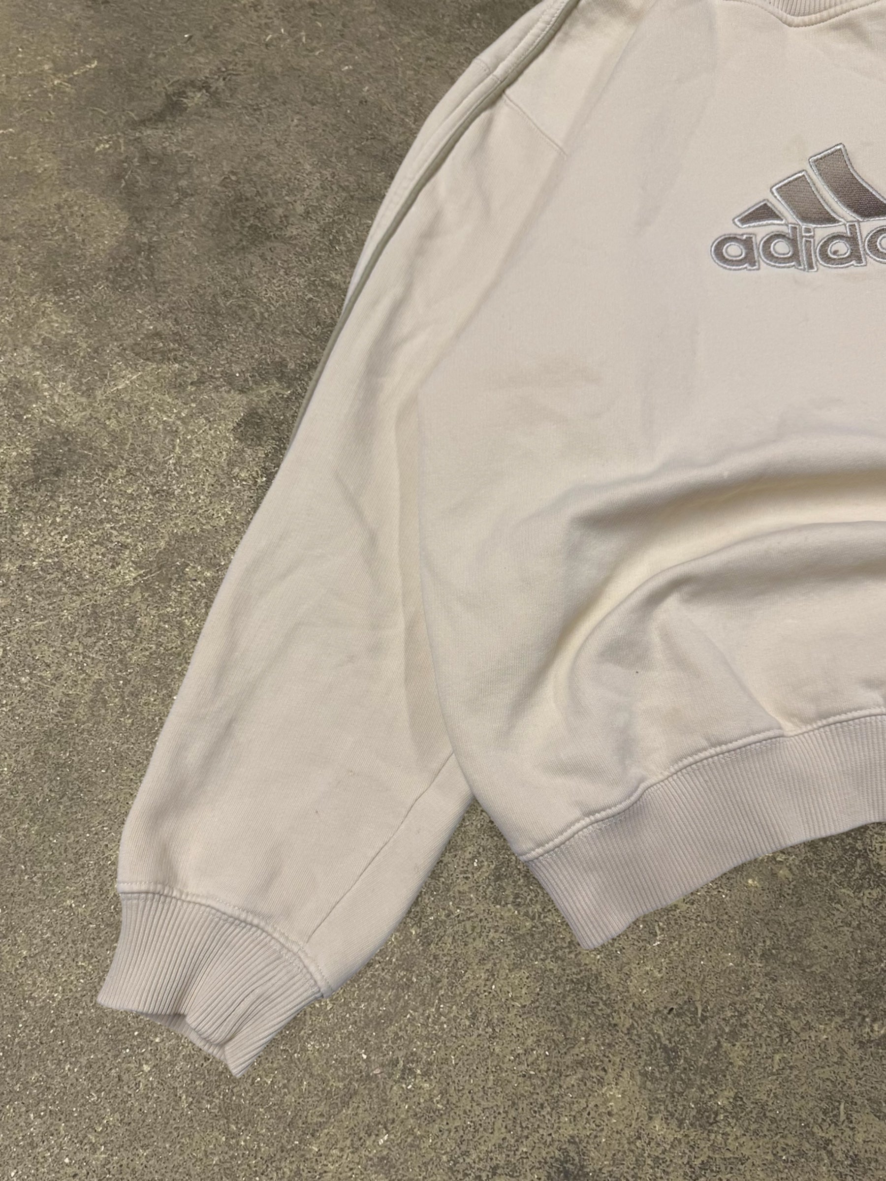 VINTAGE 90S ADIDAS SWEATSHIRT