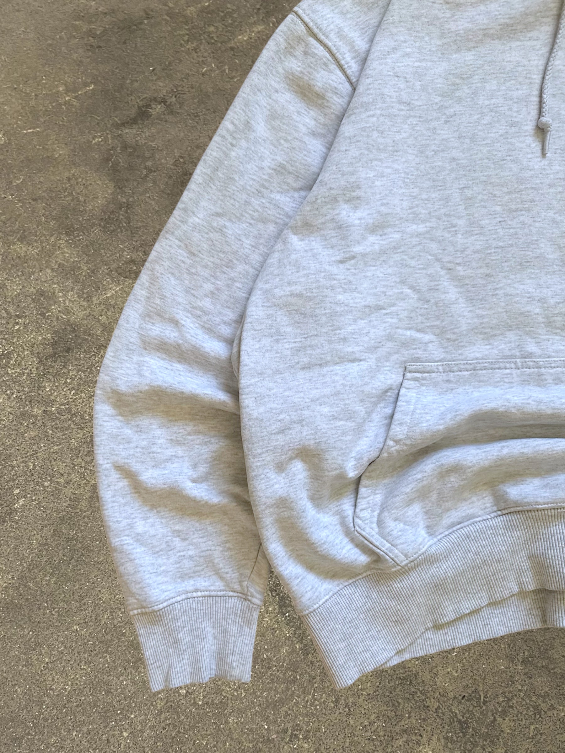 STÜSSY GREY BASIC LOGO HOODIE