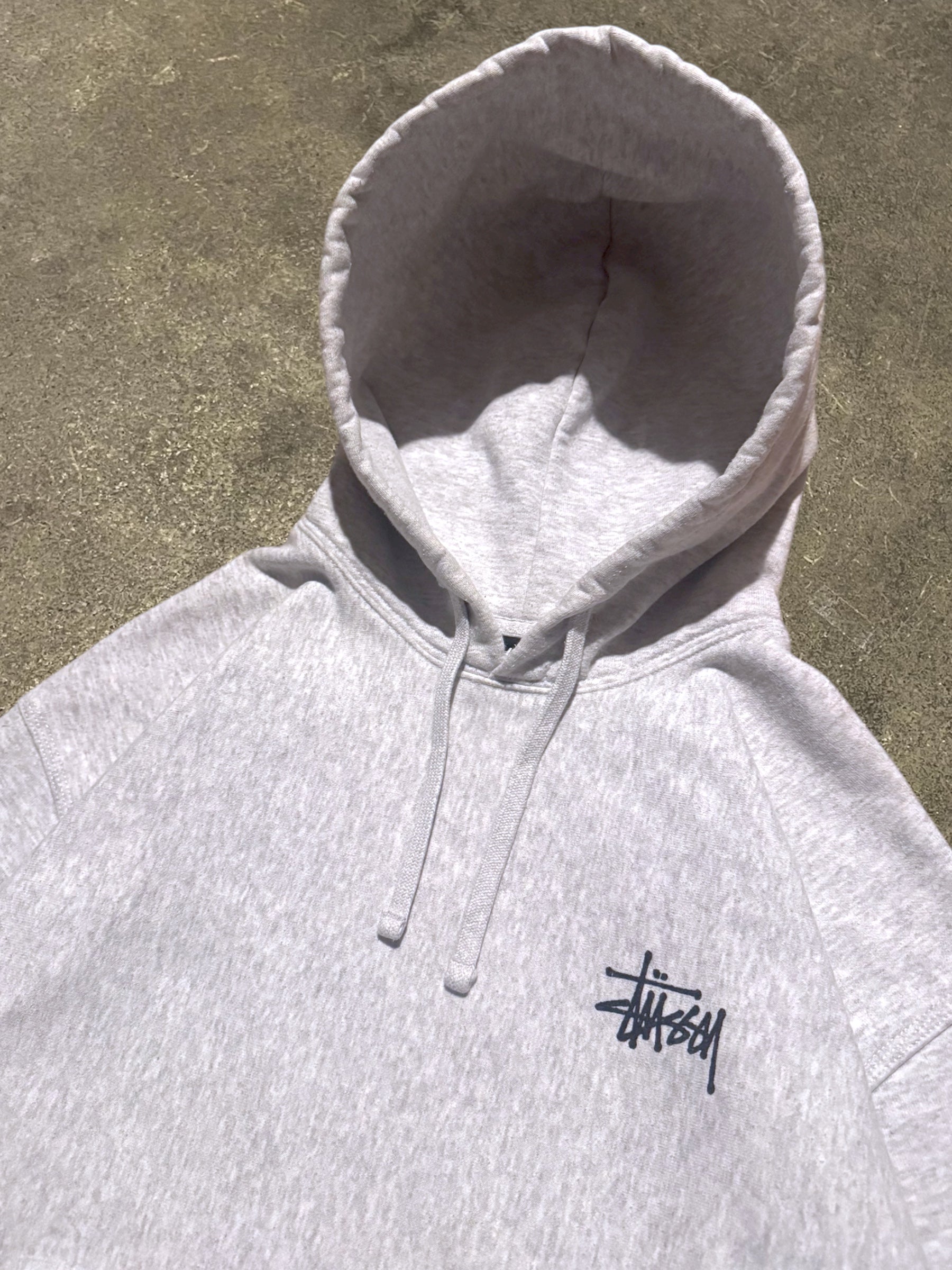 STÜSSY GREY BASIC LOGO HOODIE