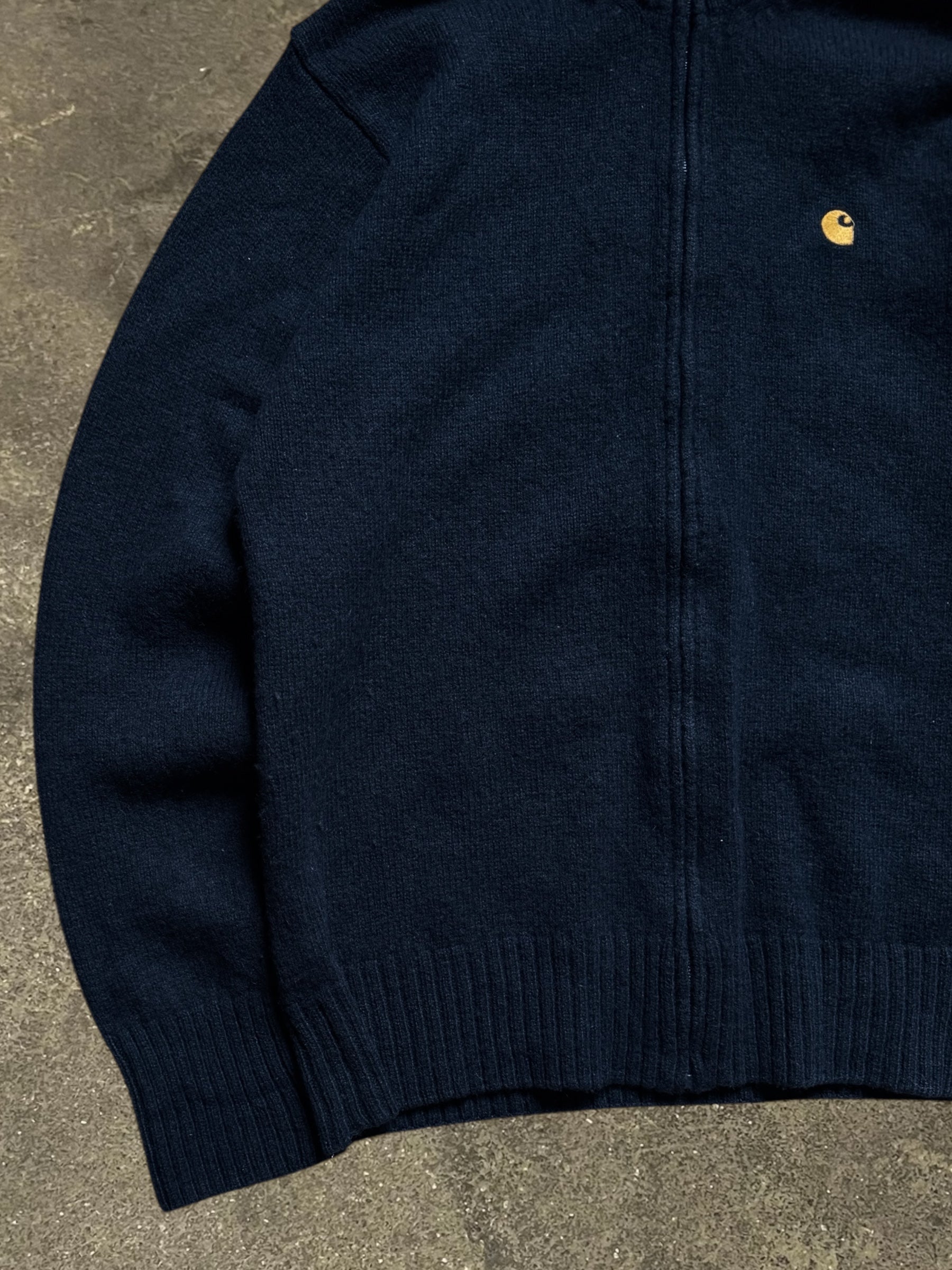 VINTAGE CARHARTT ZIP-UP SWEATER