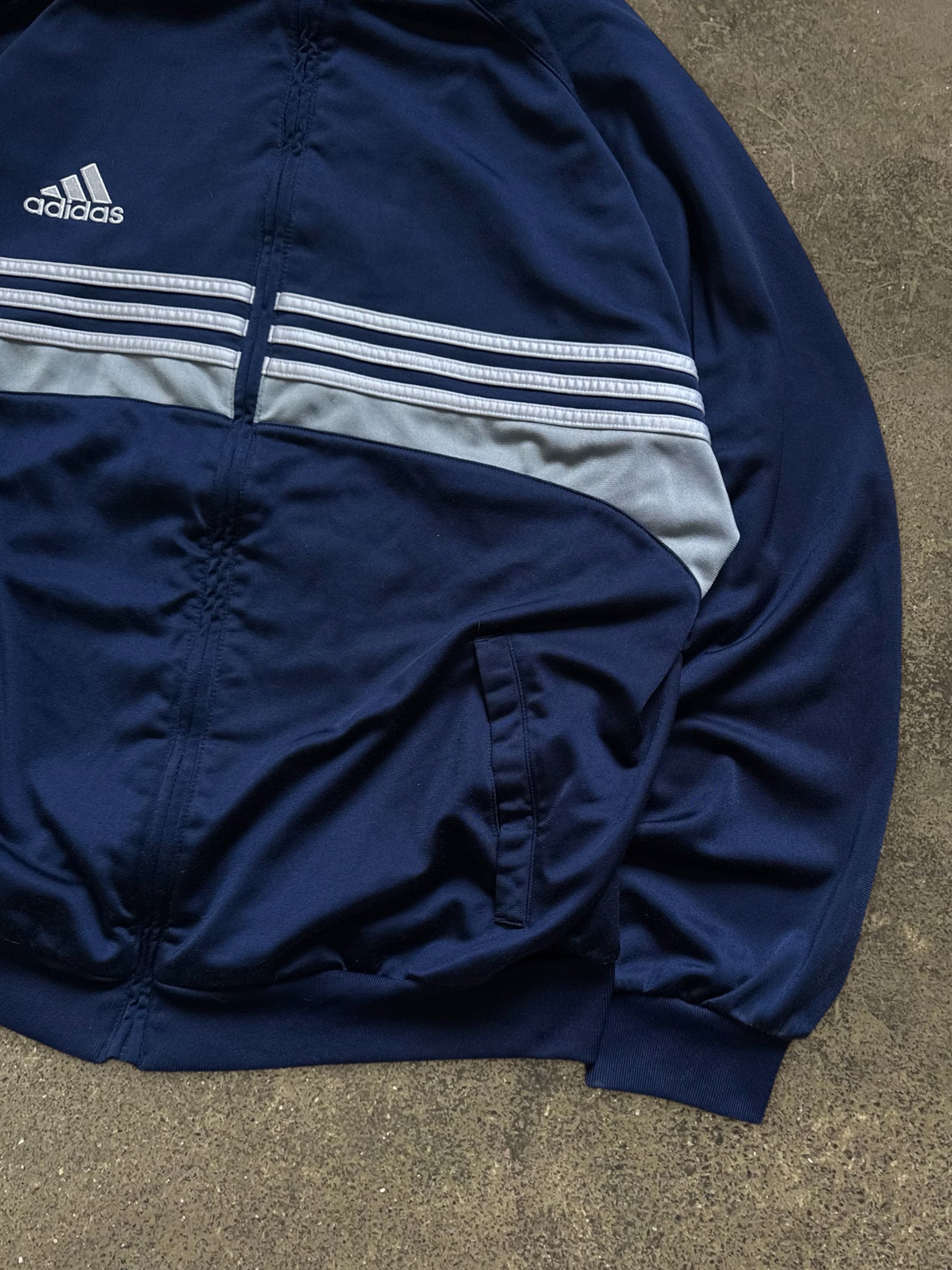 VINTAGE 00S ADIDAS TRACK JACKET