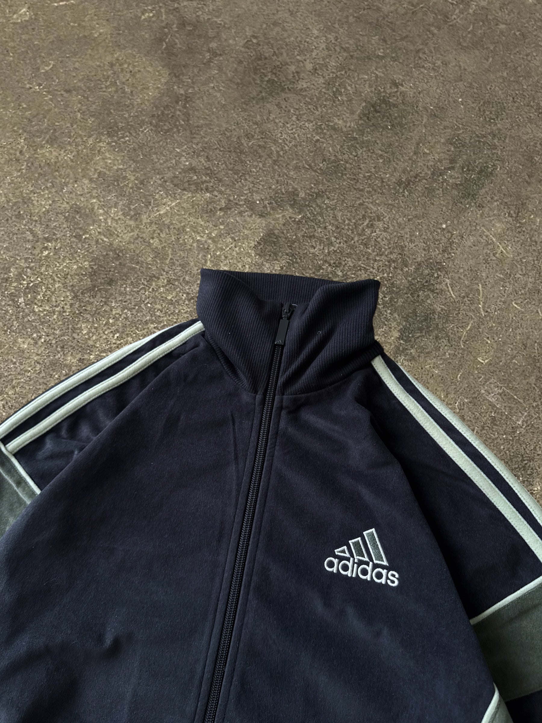 VINTAGE 90S NAVY ADIDAS TRACK JACKET
