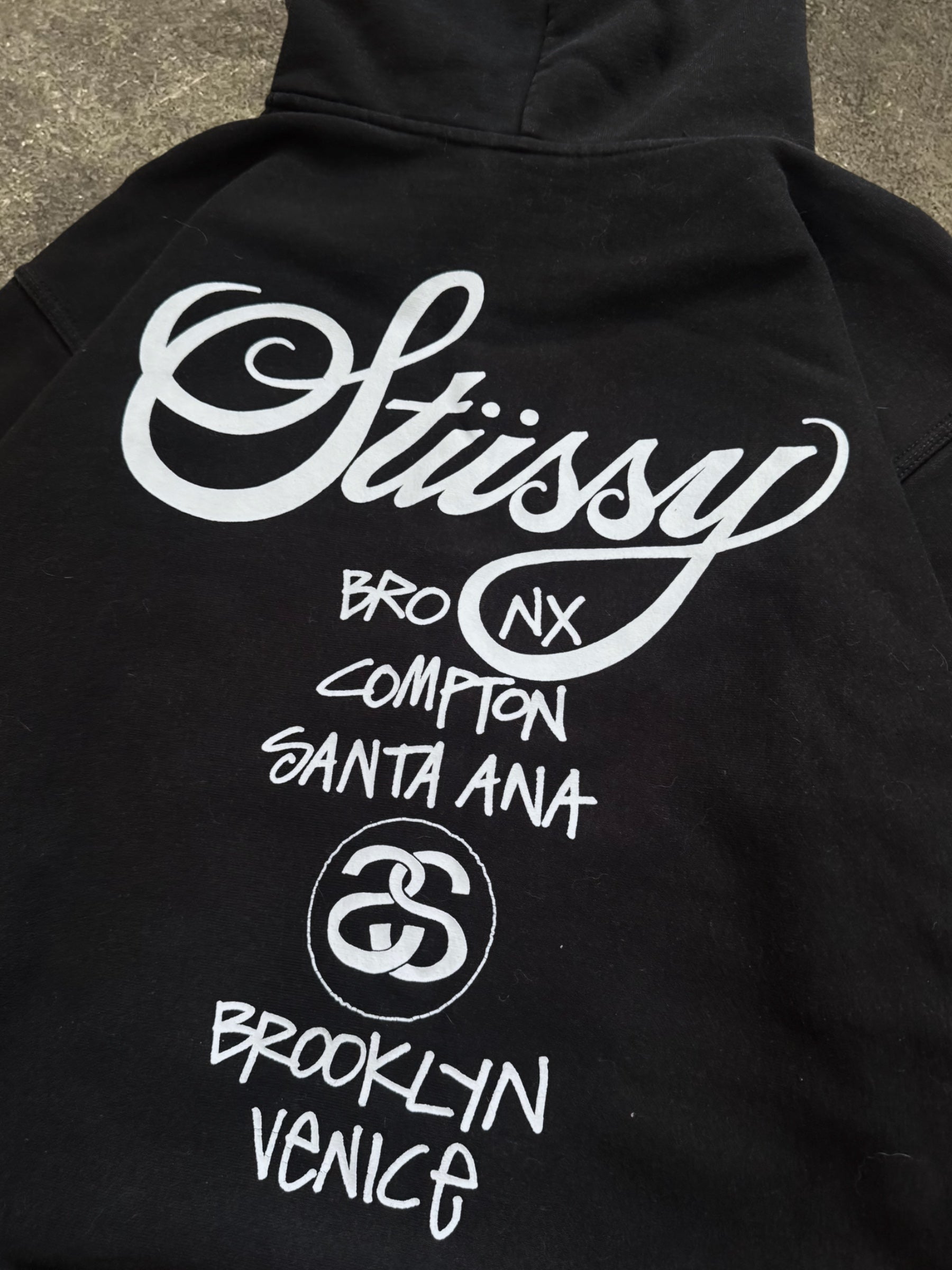 STÜSSY X DOVER STREET MARKET WORLD TOUR HOODIE