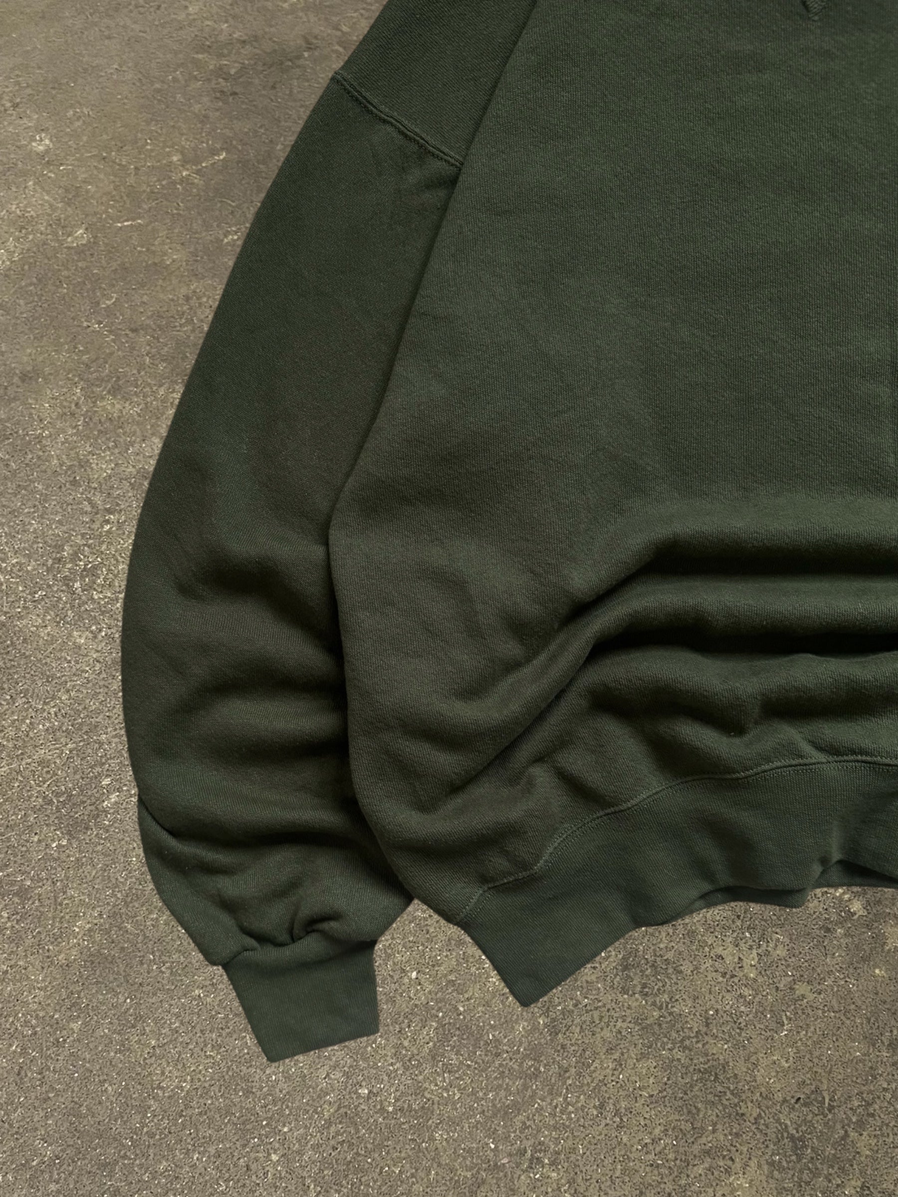 VINTAGE UNITED STATES MARINE CORPS SWEATSHIRT