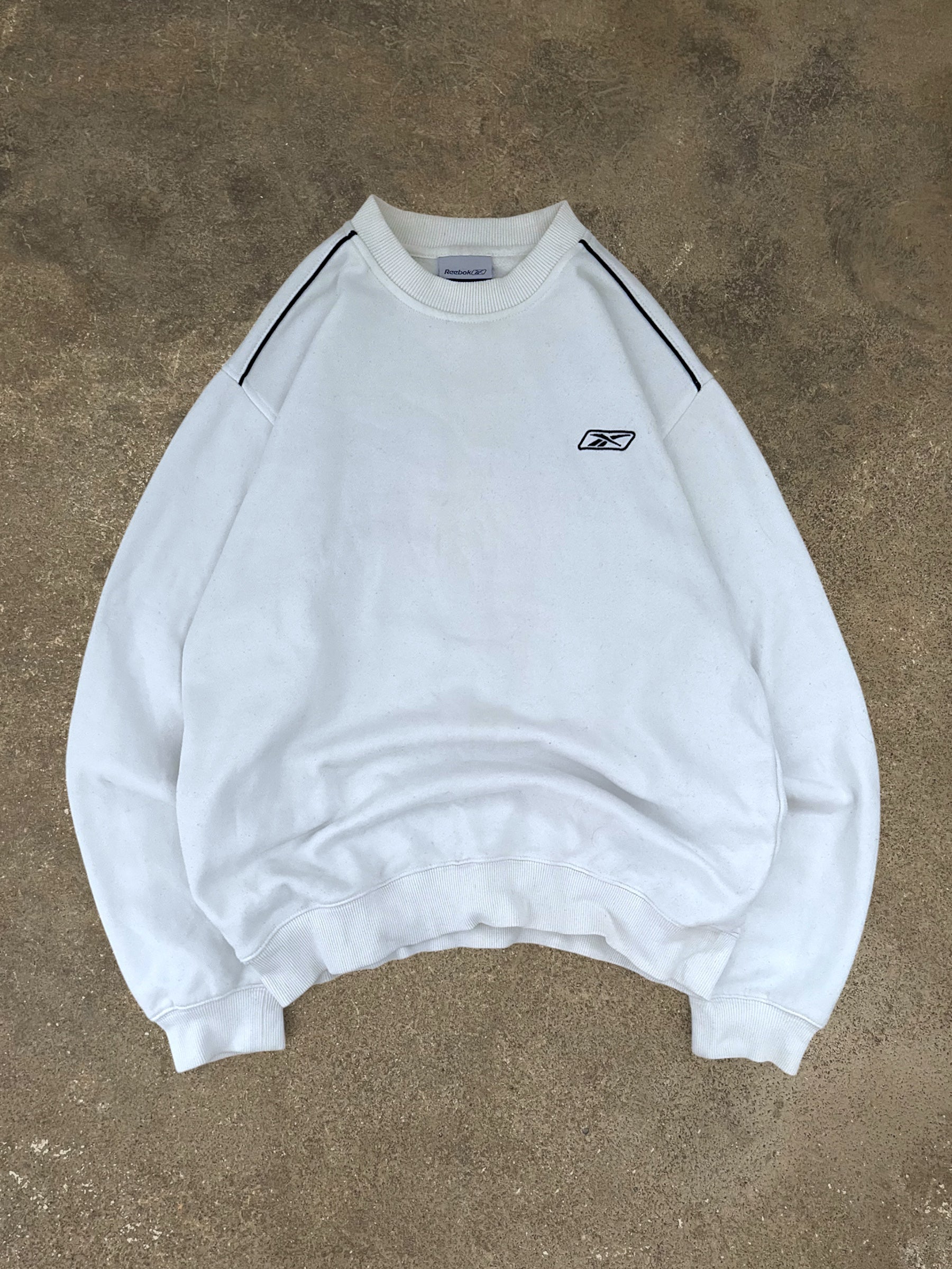 VINTAGE 90S REEBOK SWEATSHIRT