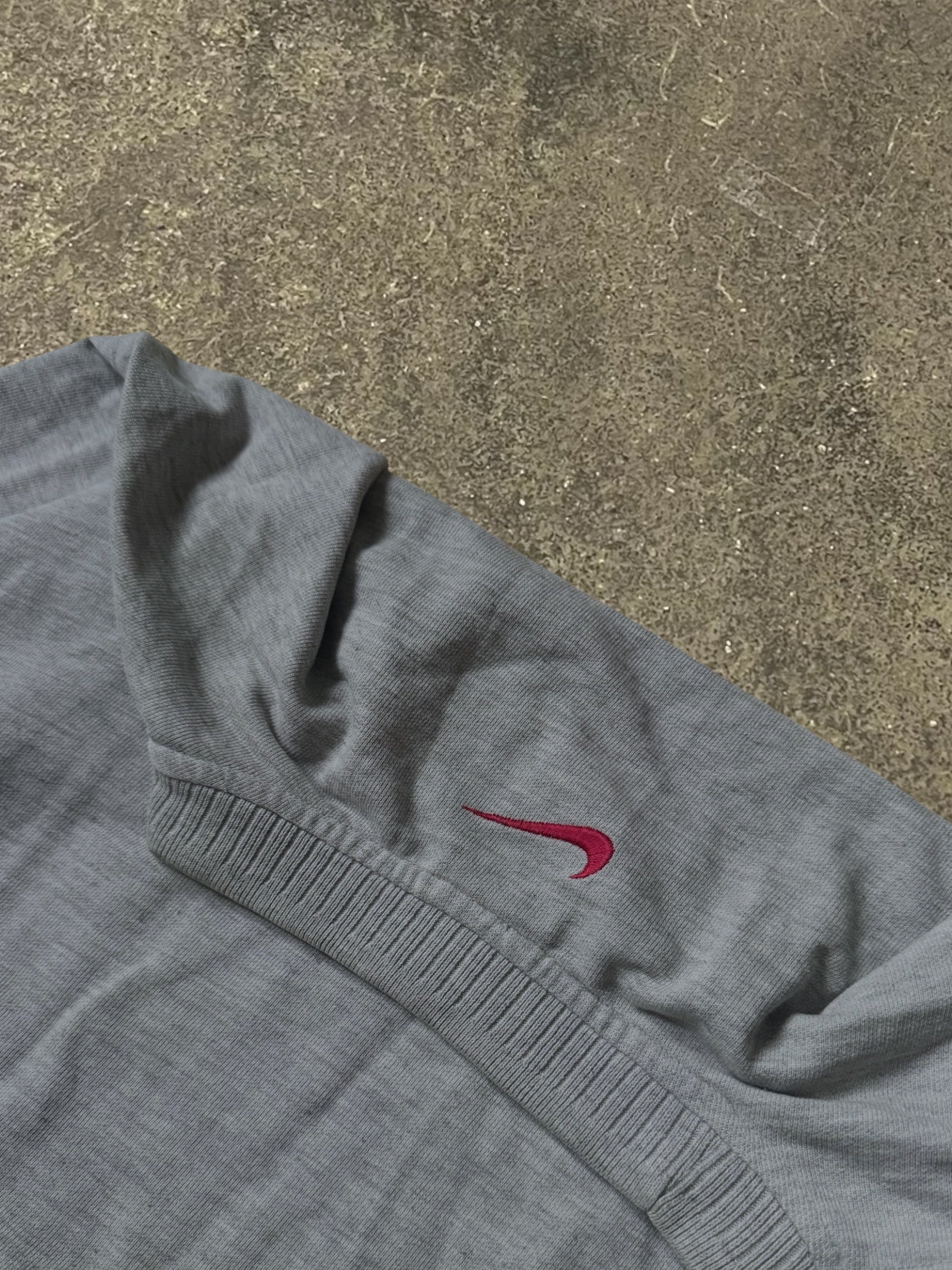 VINTAGE 90S NIKE SWEATSHIRT