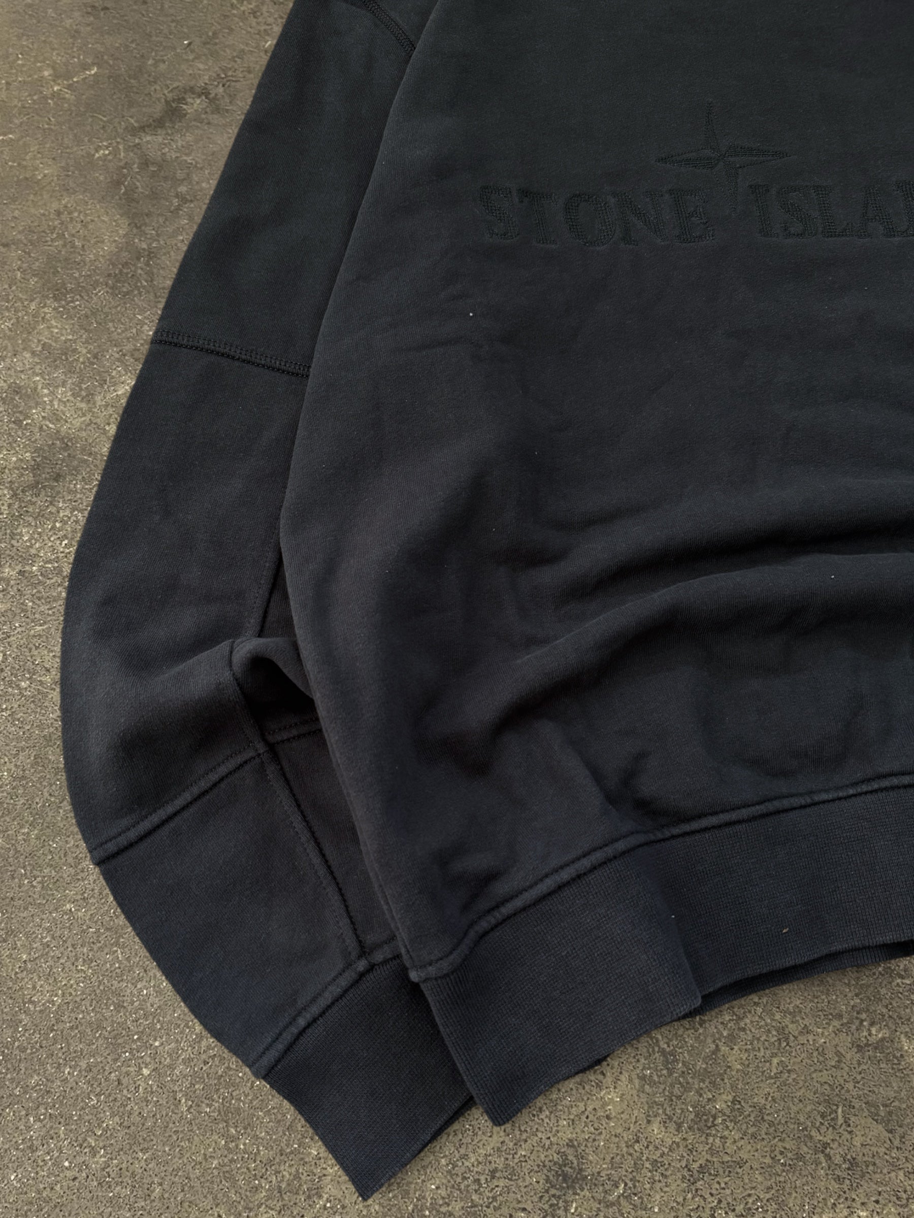 STONE ISLAND SPELLOUT SWEATSHIRT